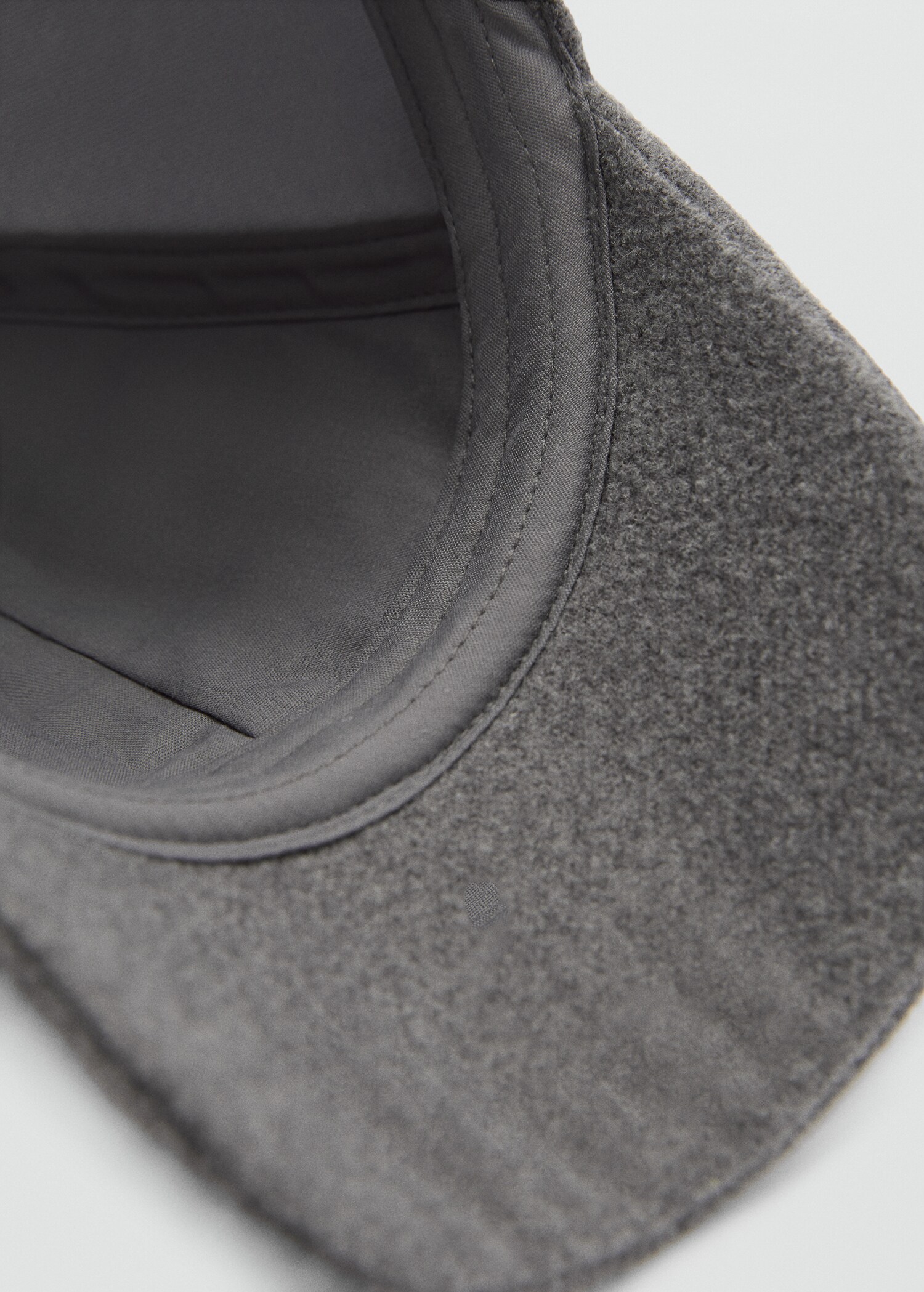 Kappe mit Shearling-Detail - Detail des Artikels 2