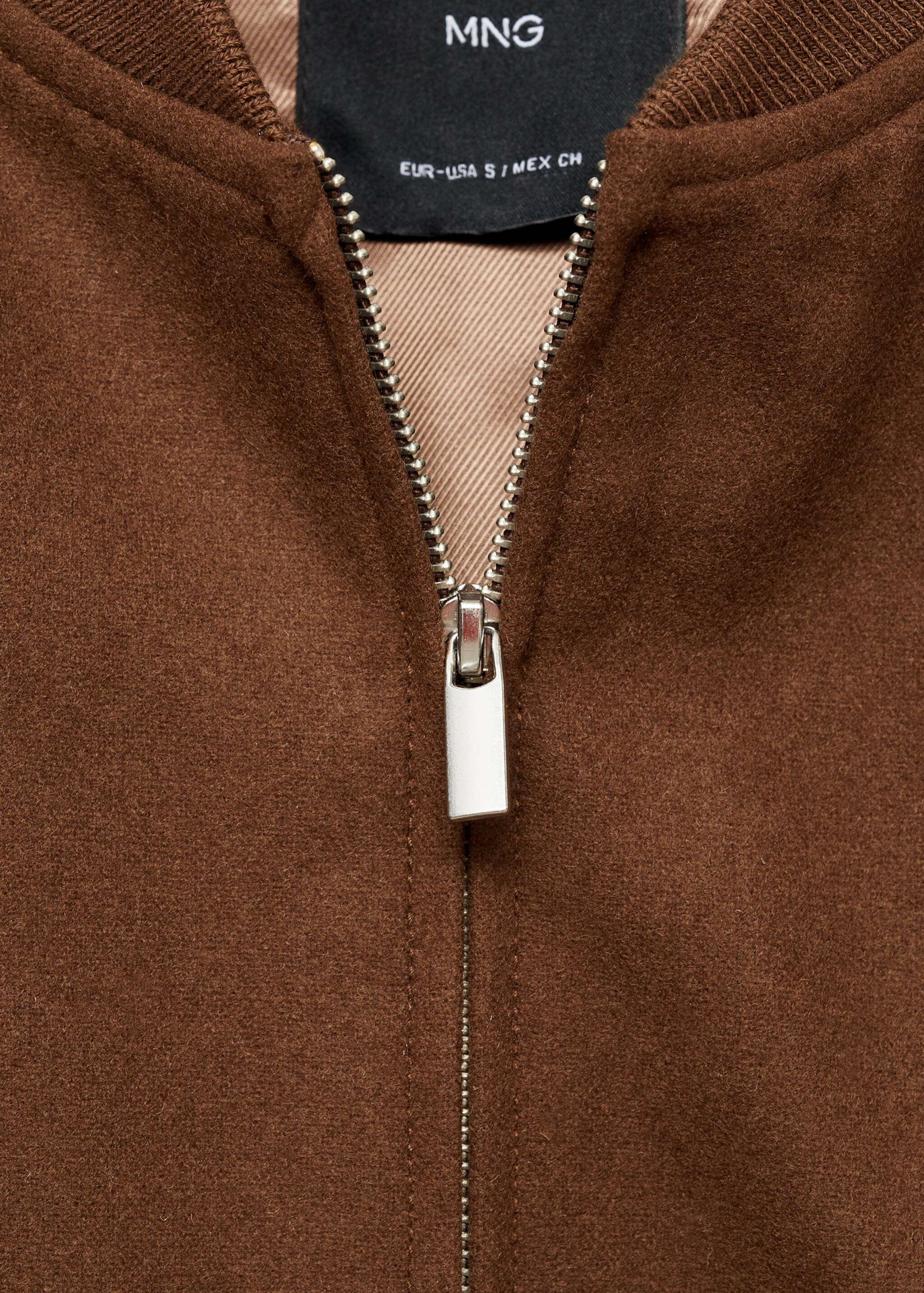 Bomberjacke aus Wolle - Detail des Artikels 8, Braun. Ref: 77086737-00.