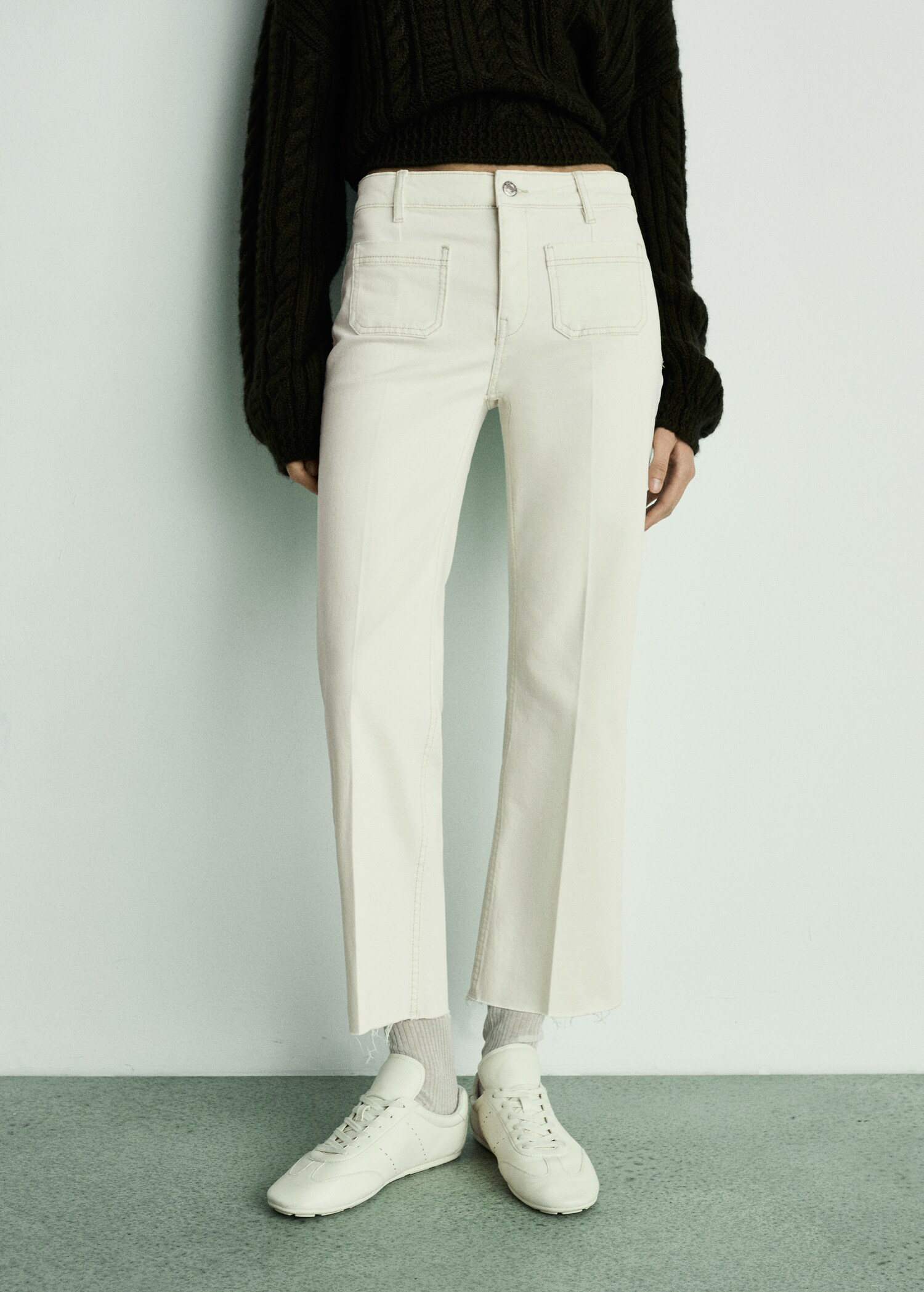 Flared cropped jeans with pockets - Medium plane