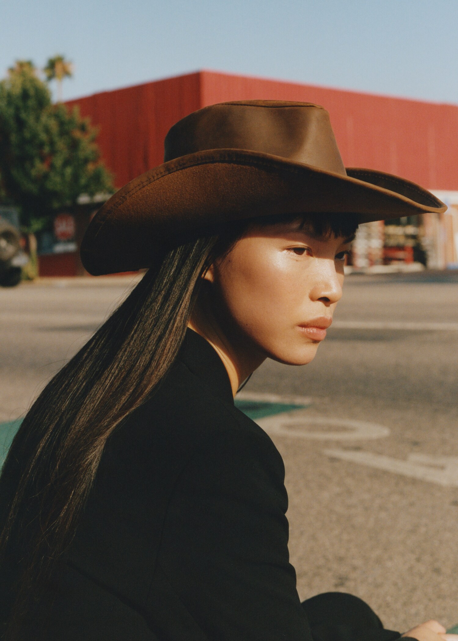 Leather hat with braided detail - Details of the article 9