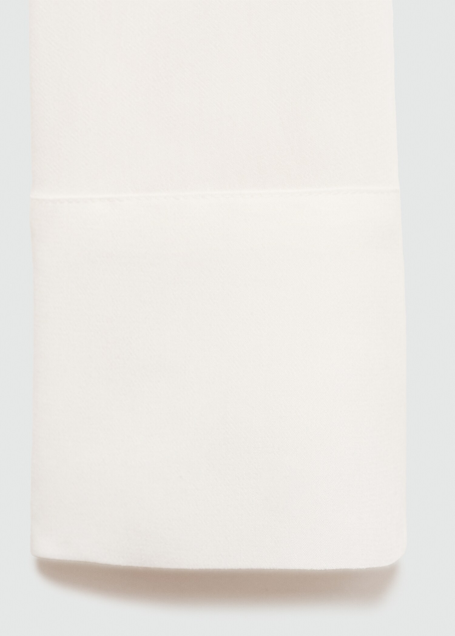 Bluse mit Schleifenkragen - Detail des Artikels 0