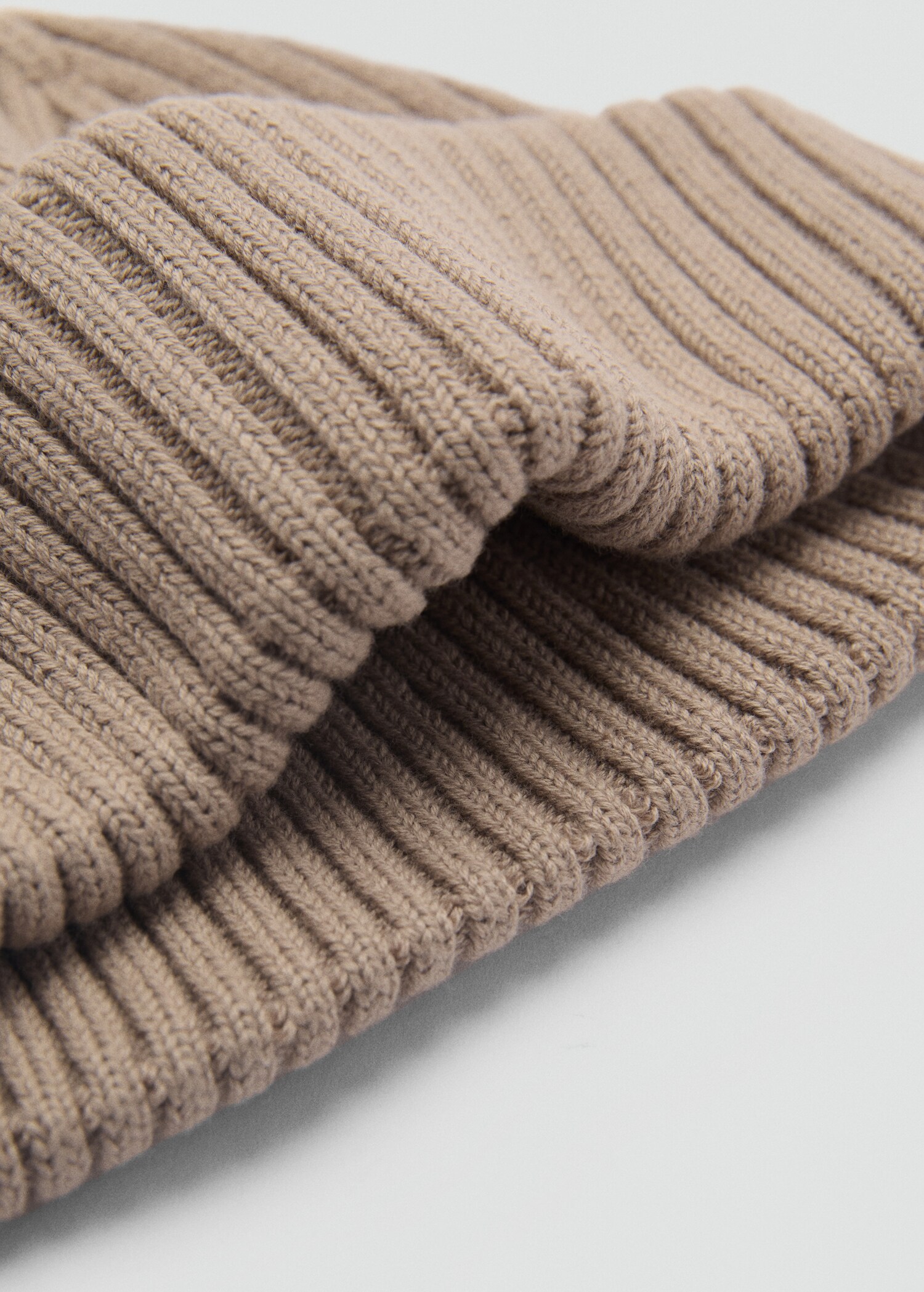 Bonnet coton maille côtelée - Plan moyen