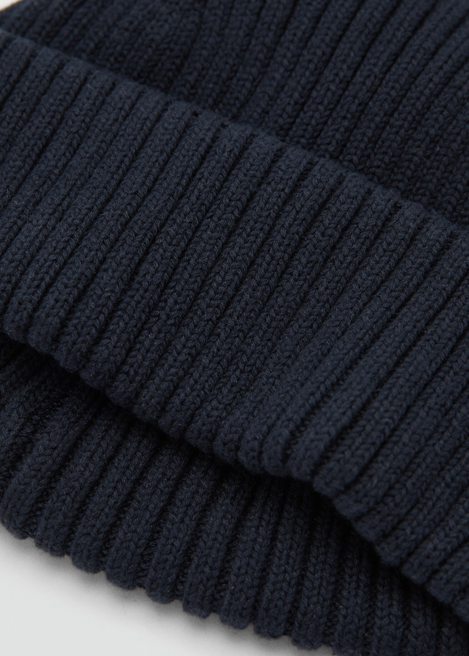 Bonnet coton maille côtelée - Plan moyen