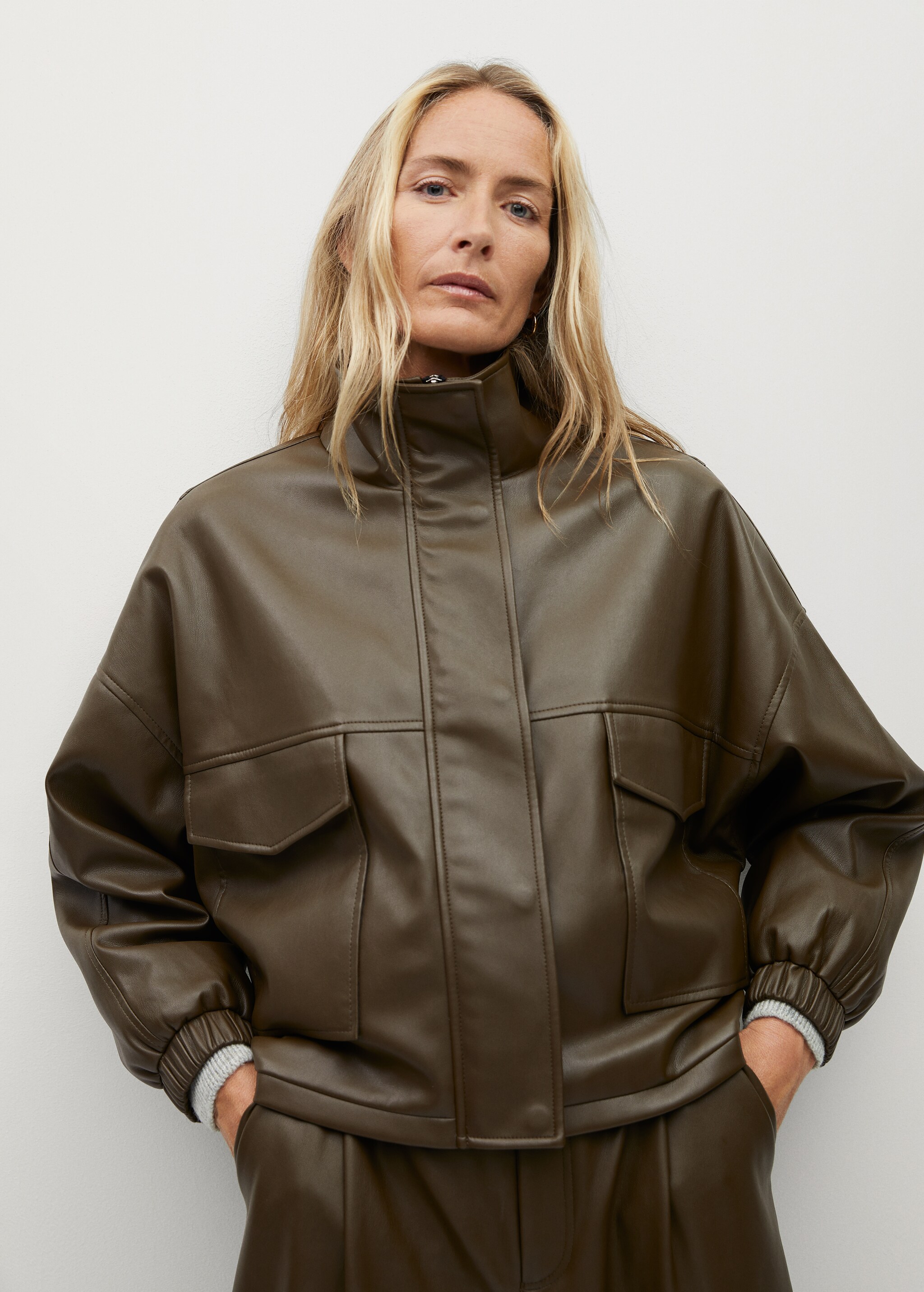 Cazadora oversize efecto piel - Detalle del artículo 4