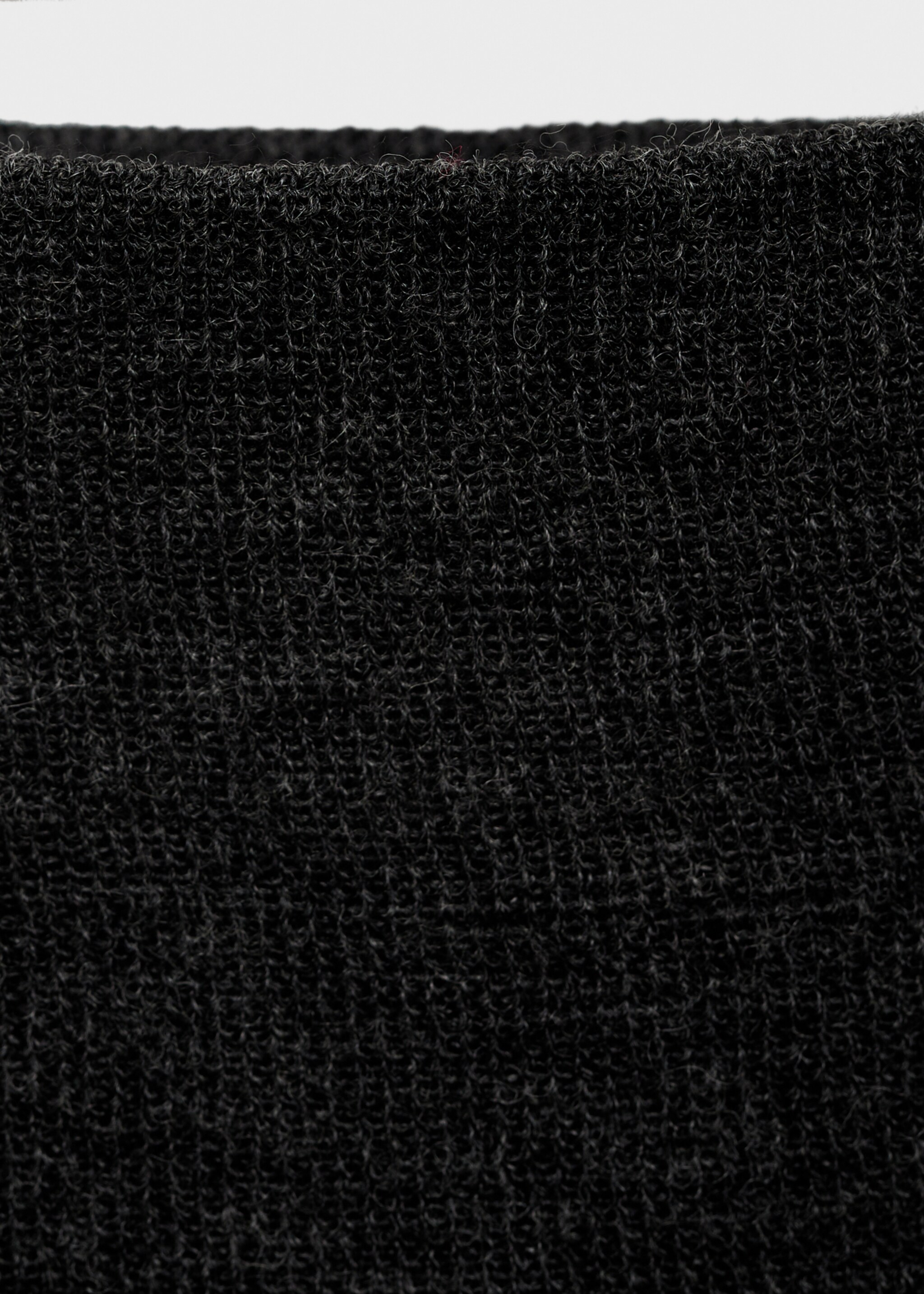 Semi-transparent knitted skirt - Details of the article 8, Dark Heather Grey. Ref: 77087660-00.