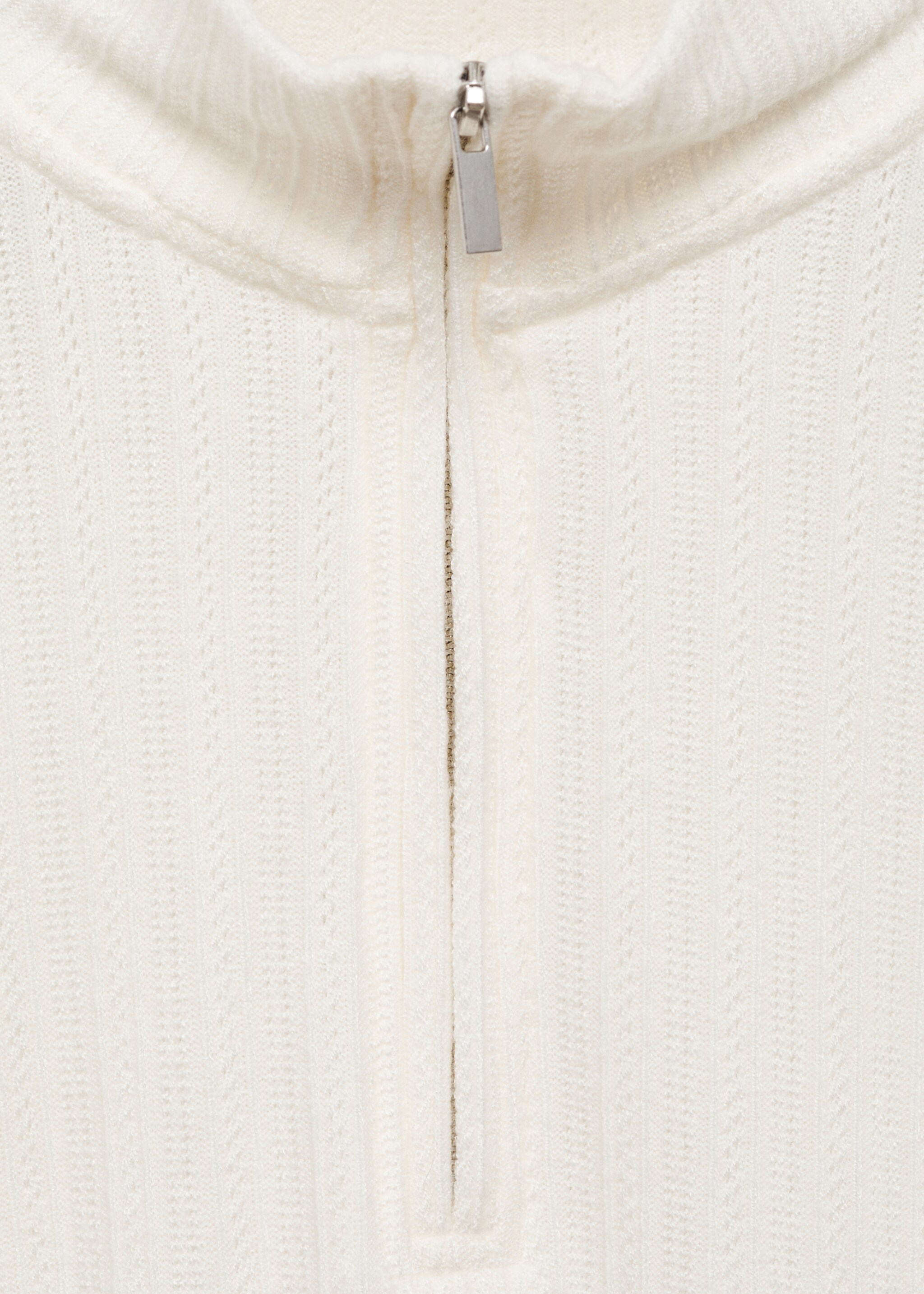 Jersey punto cremallera - Detalle del artículo 8, Blanco roto. Ref: 77087676-00.