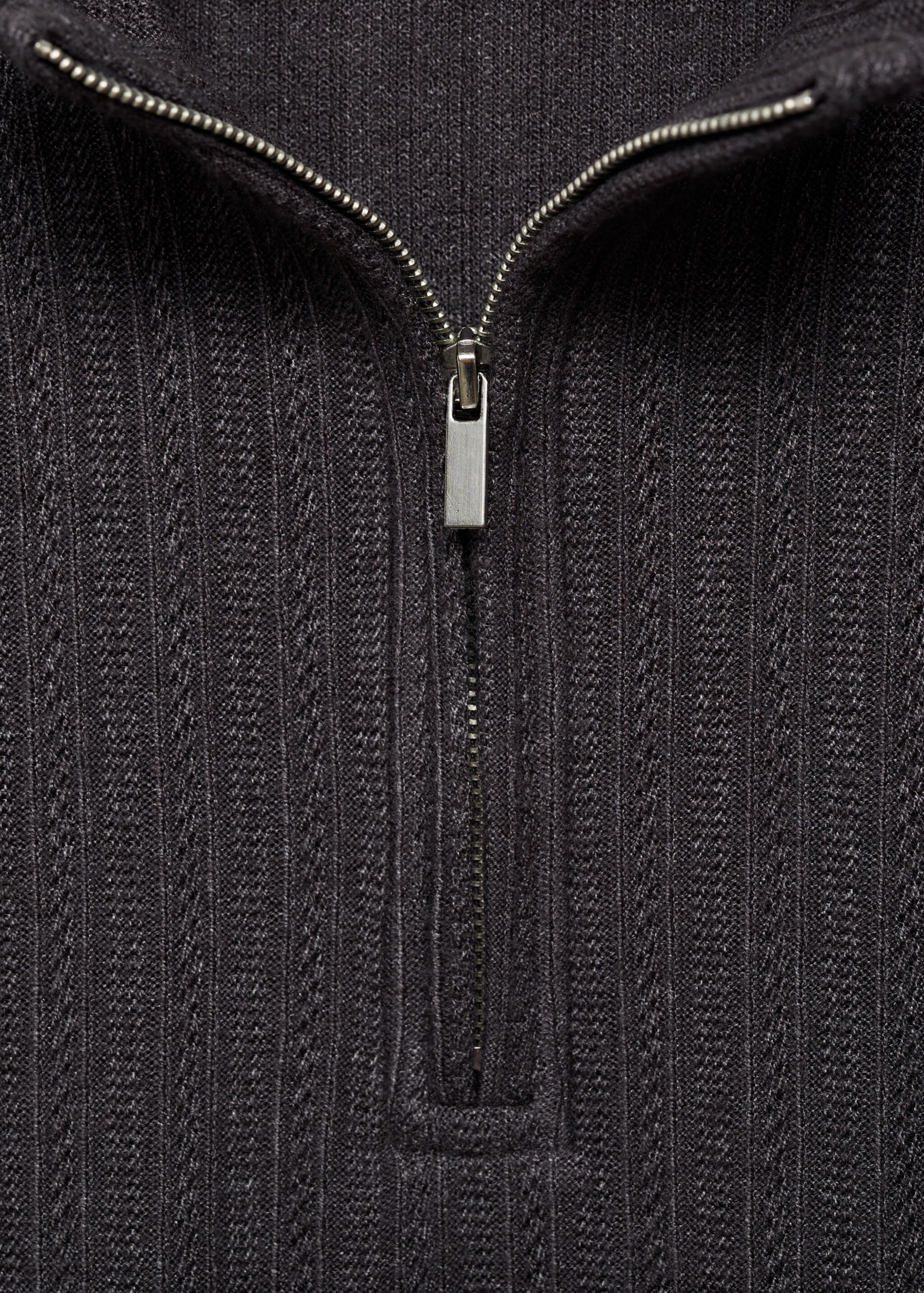 Jersey punto cremallera - Detalle del artículo 8, Gris oscuro vigoré. Ref: 77087676-00.