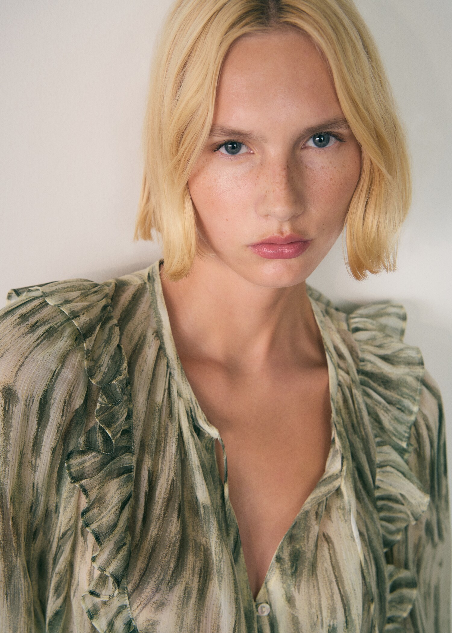 Halbtransparente Print-Bluse - Detail des Artikels 1