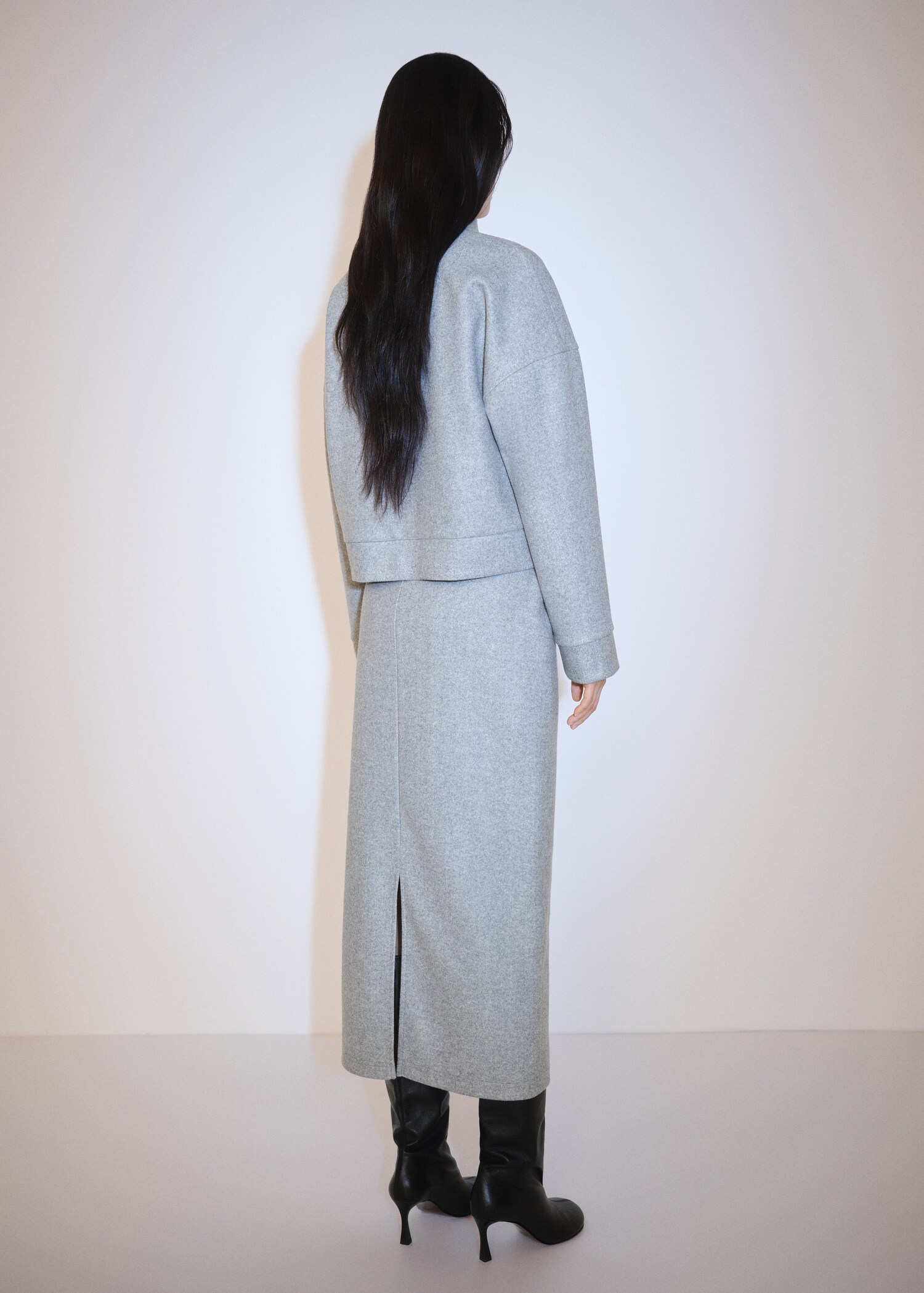 Turtleneck plush sweatshirt - Reverse of the article