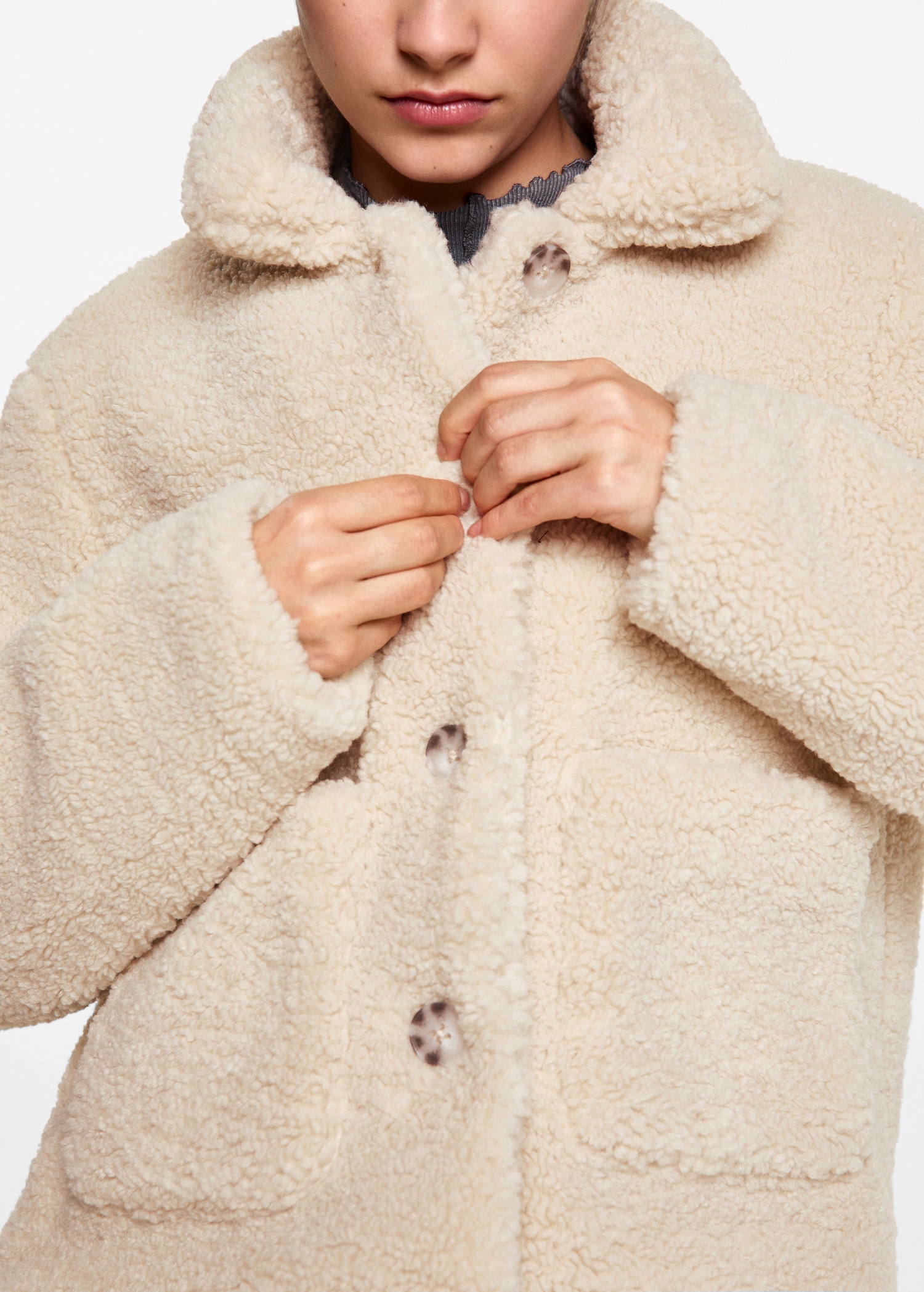 Fur-effect jacket with pockets Teenage girl MANGO OUTLET Malta