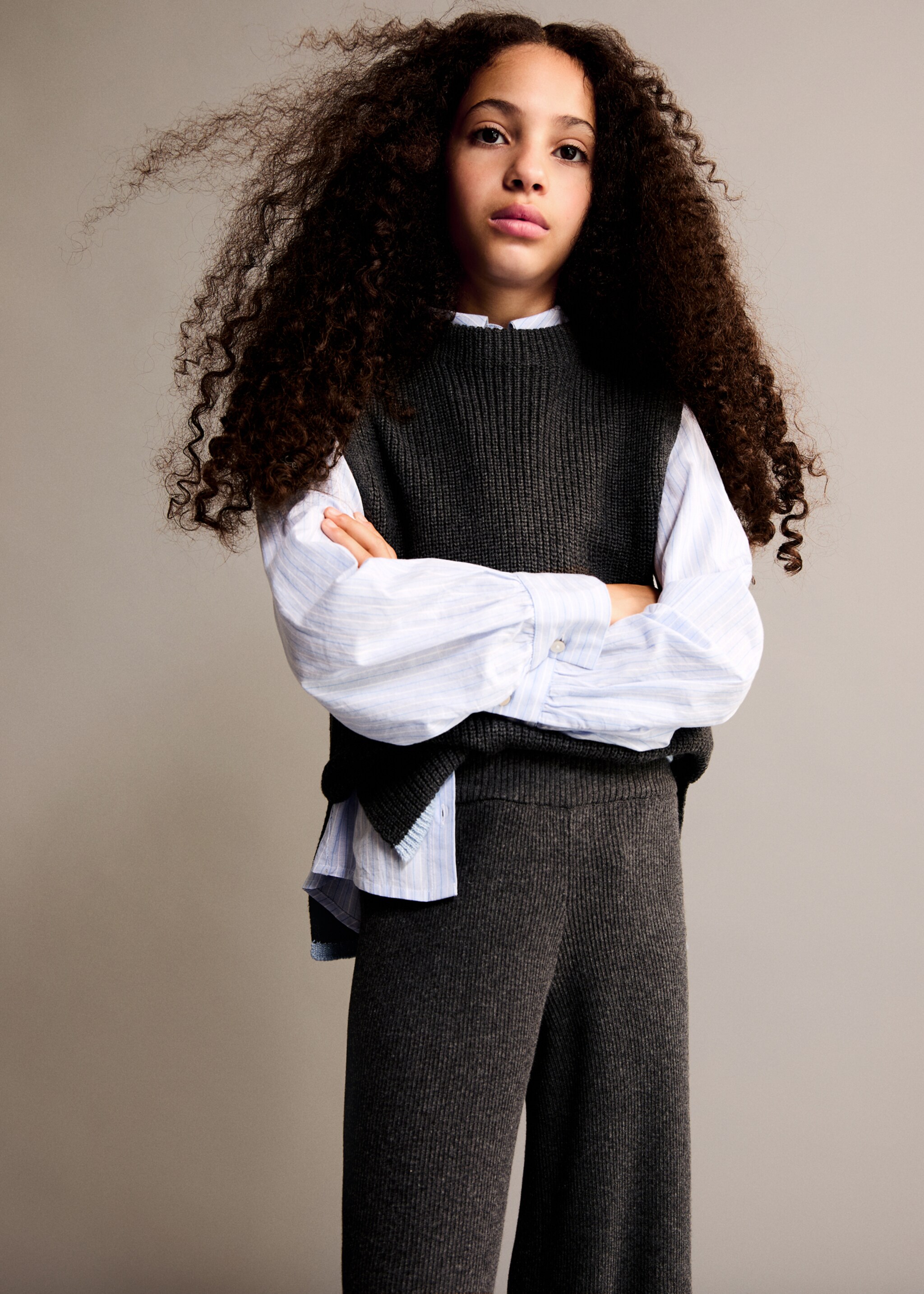 Ribbed knit trousers - Medium plane, Charcoal. Ref: 77087699-00.