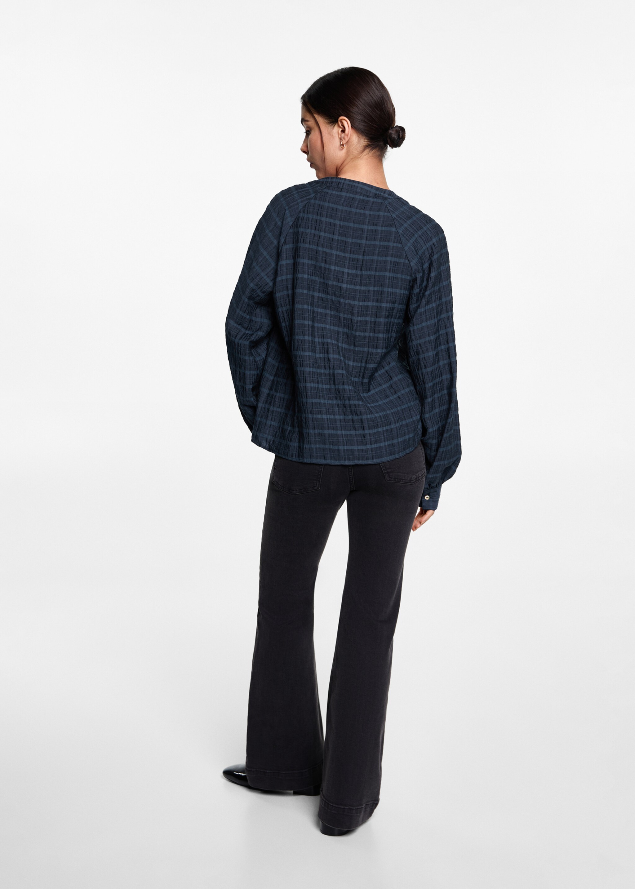 Bow check blouse - Reverse of the article, Dark Navy. Ref: 77087701-00.