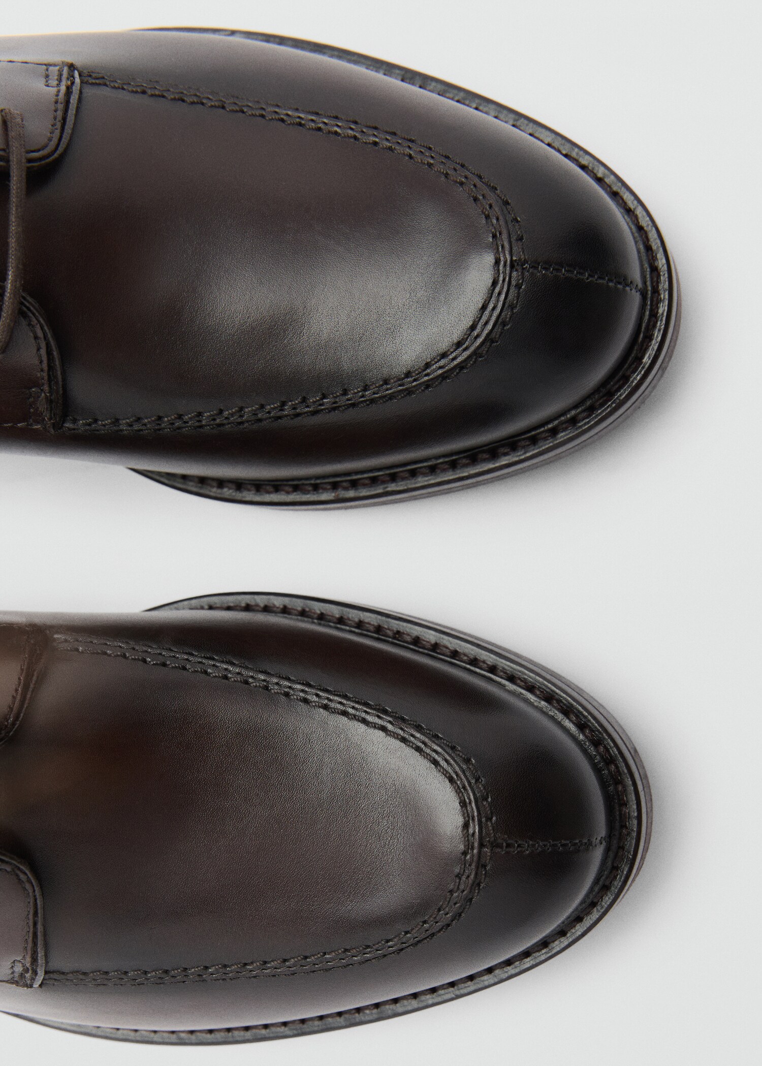 Sapato blucher de pele com cordões - Pormenor do artigo 1