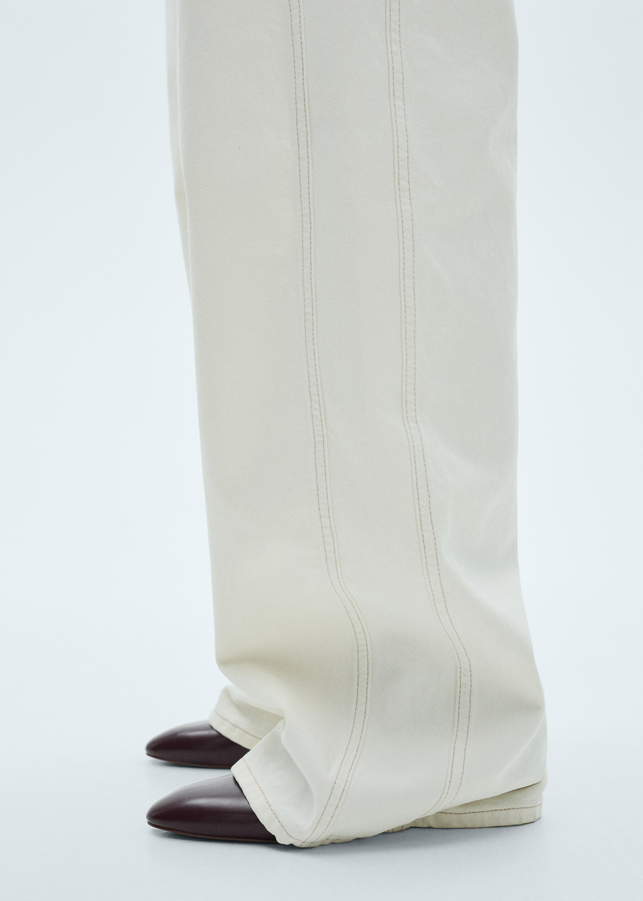 Jeans Balloon mit hohem Bund - Detail des Artikels 2, Ecru. Ref: 77087936-00.
