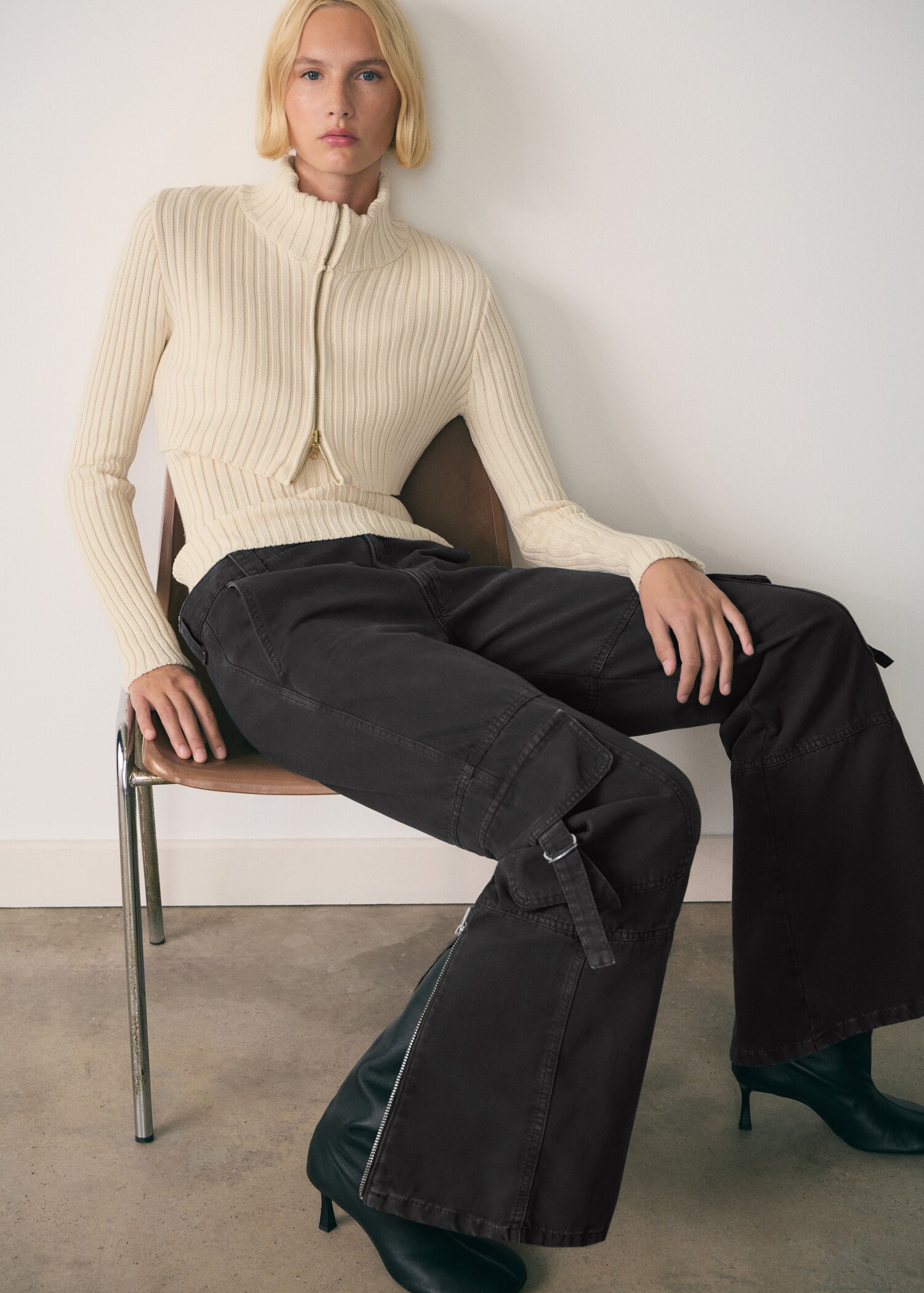 Zipp cargo jeans - Details of the article 2