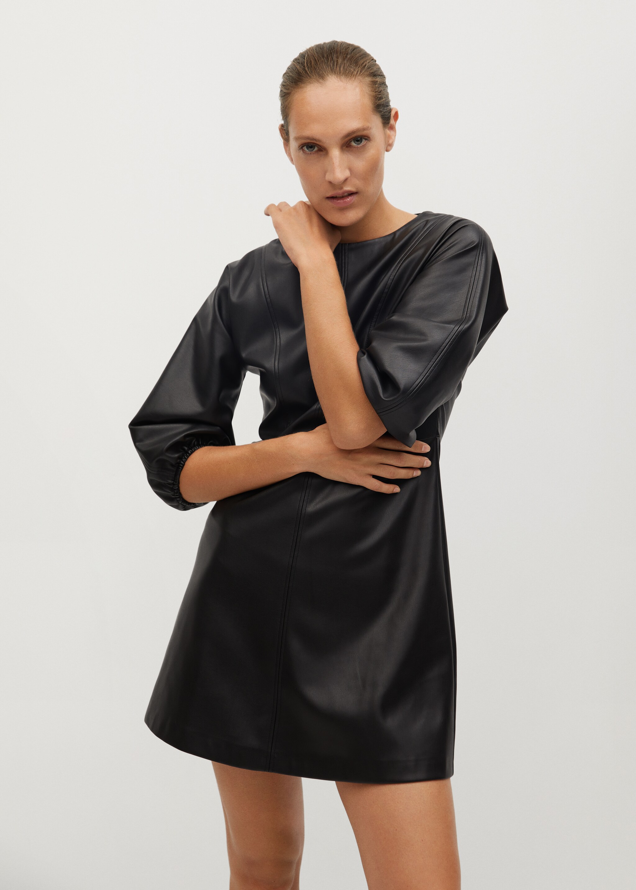 Vestido efecto piel - Plano medio