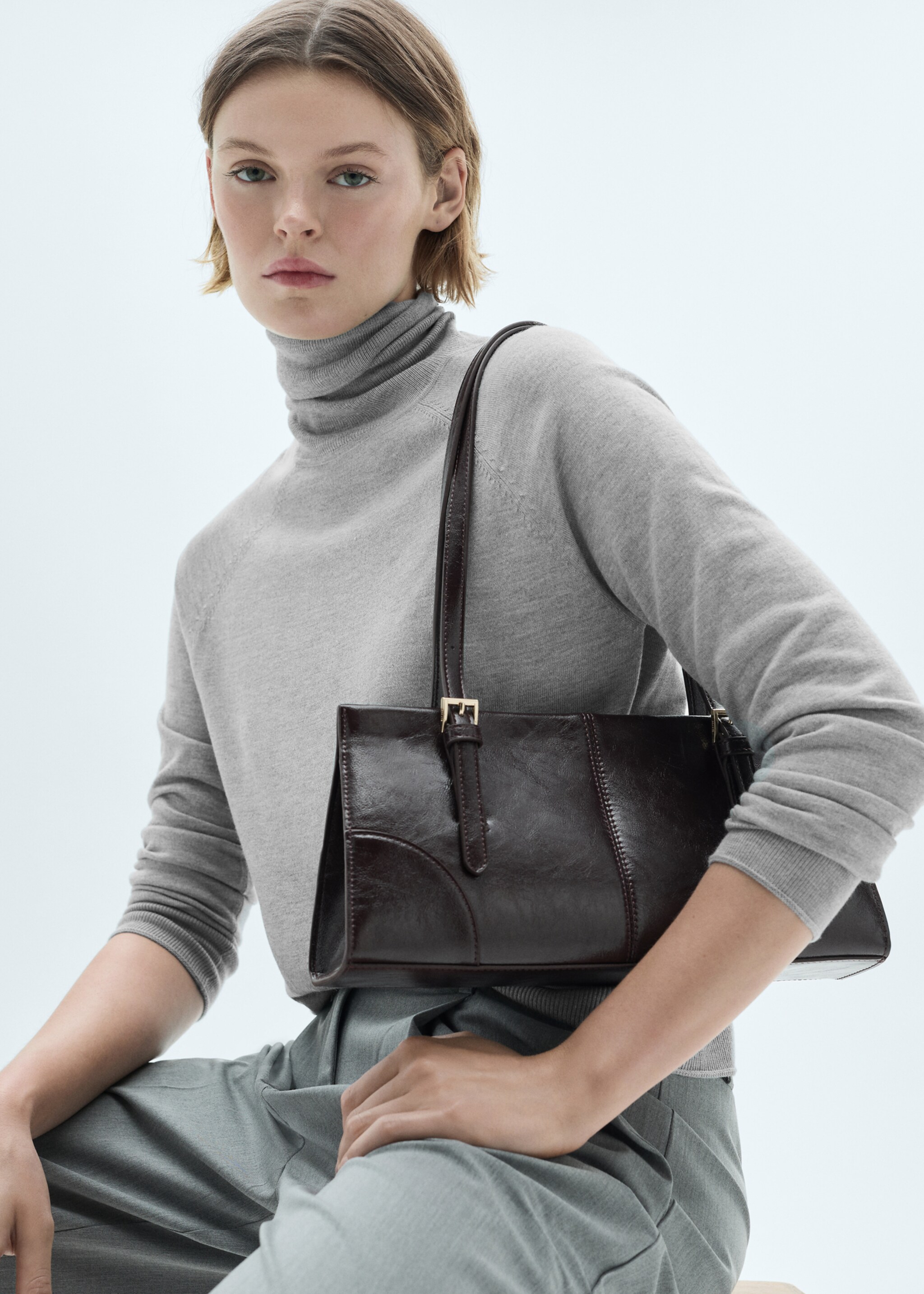 Jersey punto fino cuello vuelto - Plano medio, Gris claro vigoré. Ref: 77088264-00.