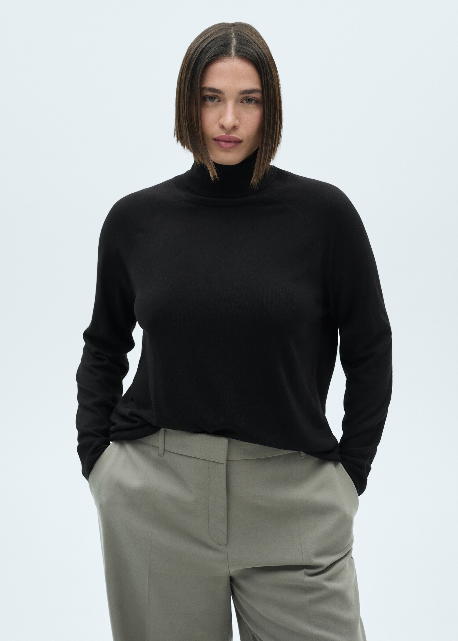 Fine-knit turtleneck sweater - Details of the article 5