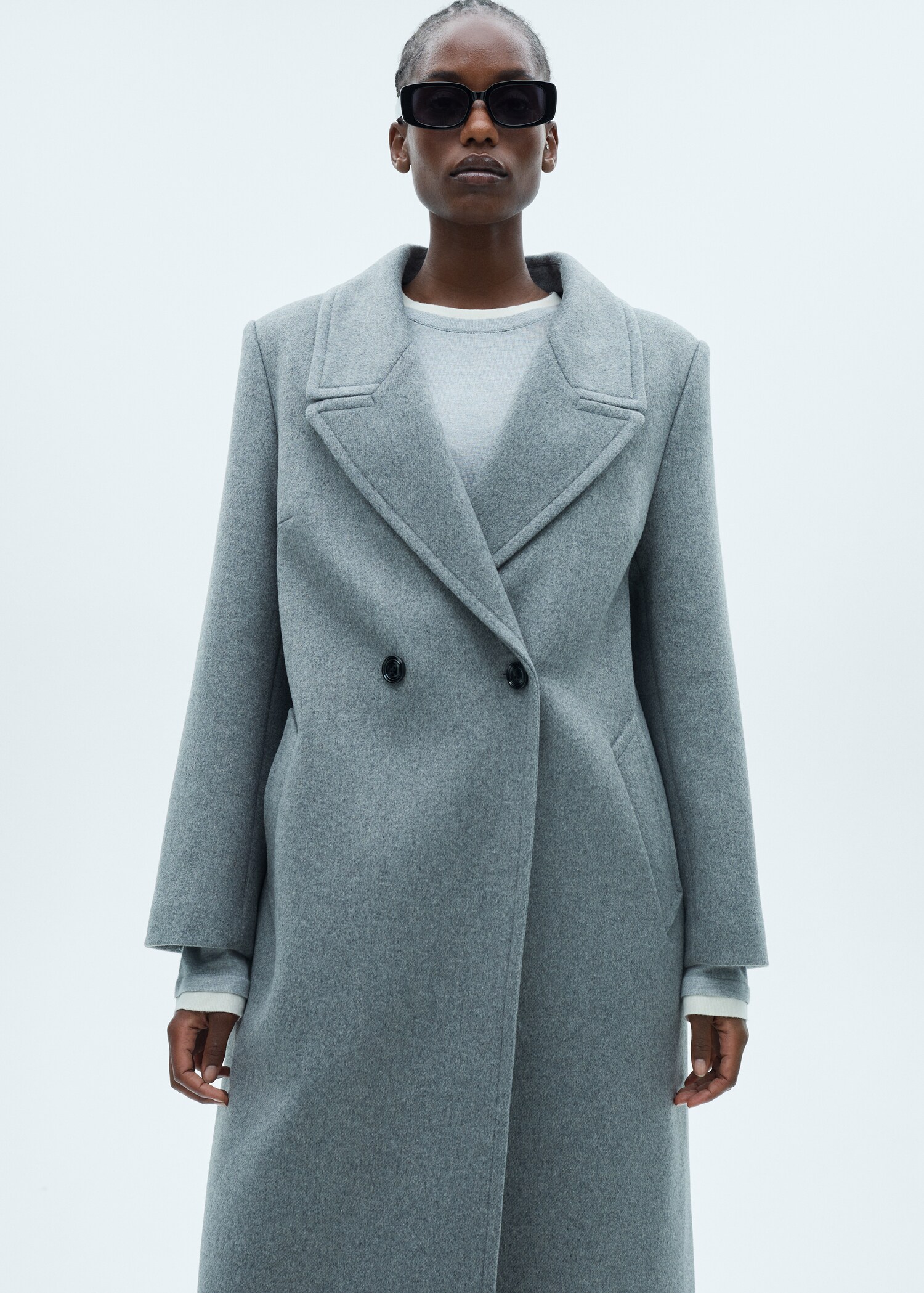 Wool coat with lapels - Details of the article 5