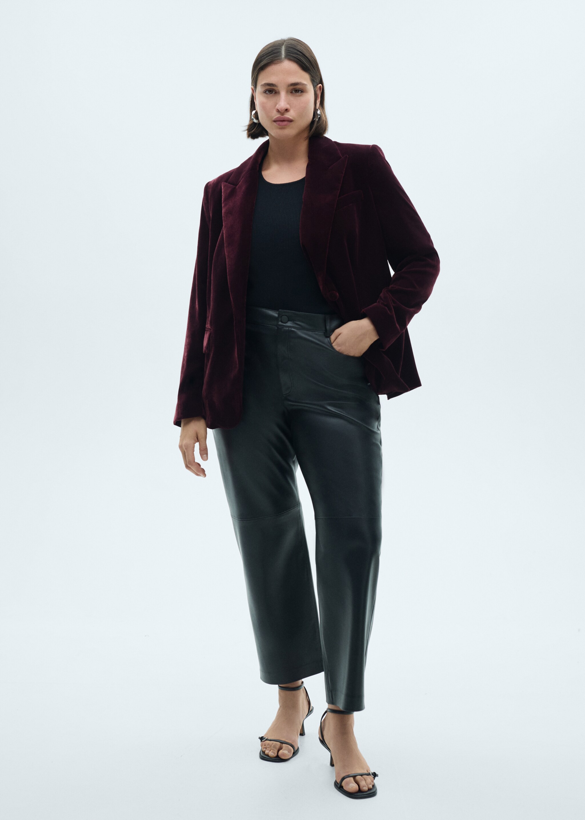 Structured velvet blazer - Details of the article 3, Maroon. Ref: 77088273-00.