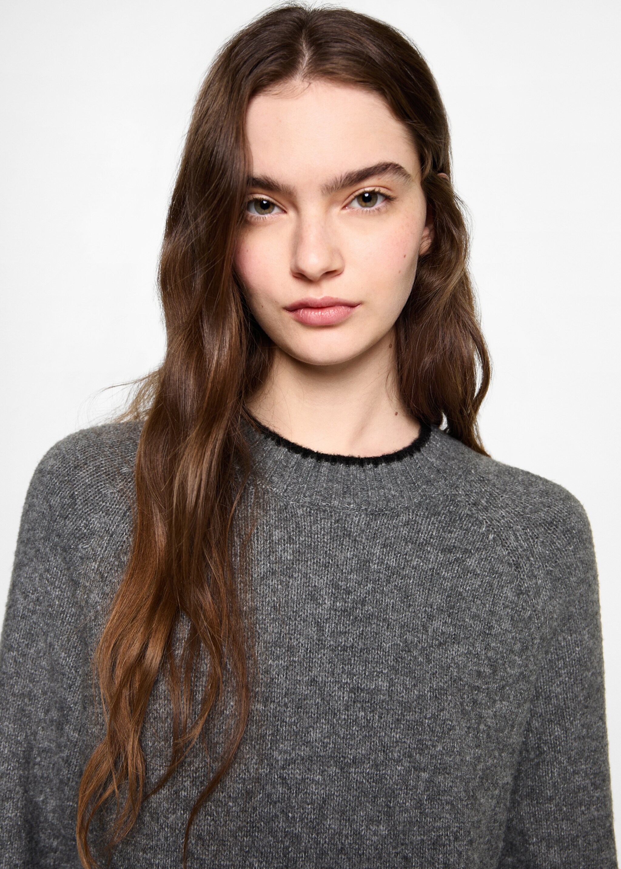 Vestit punt llarg - Detall de l'article 1, Gris. Ref: 77088276-00.