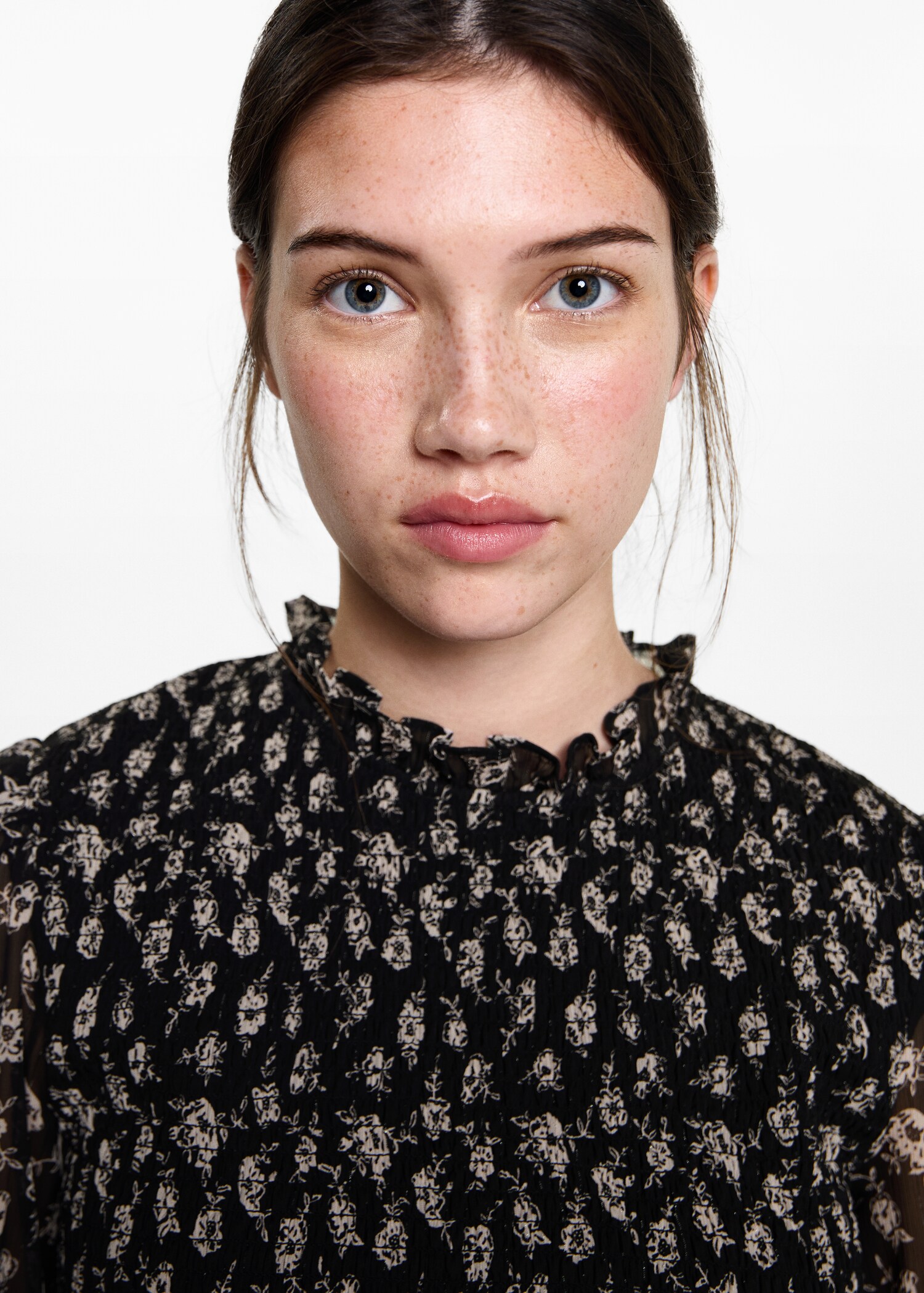 Brusa frunzida floral - Detall de l'article 1