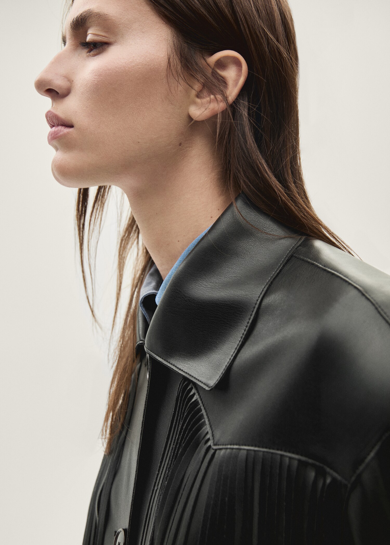 Sobrecamisa flecos efecto piel - Detalle del artículo 1