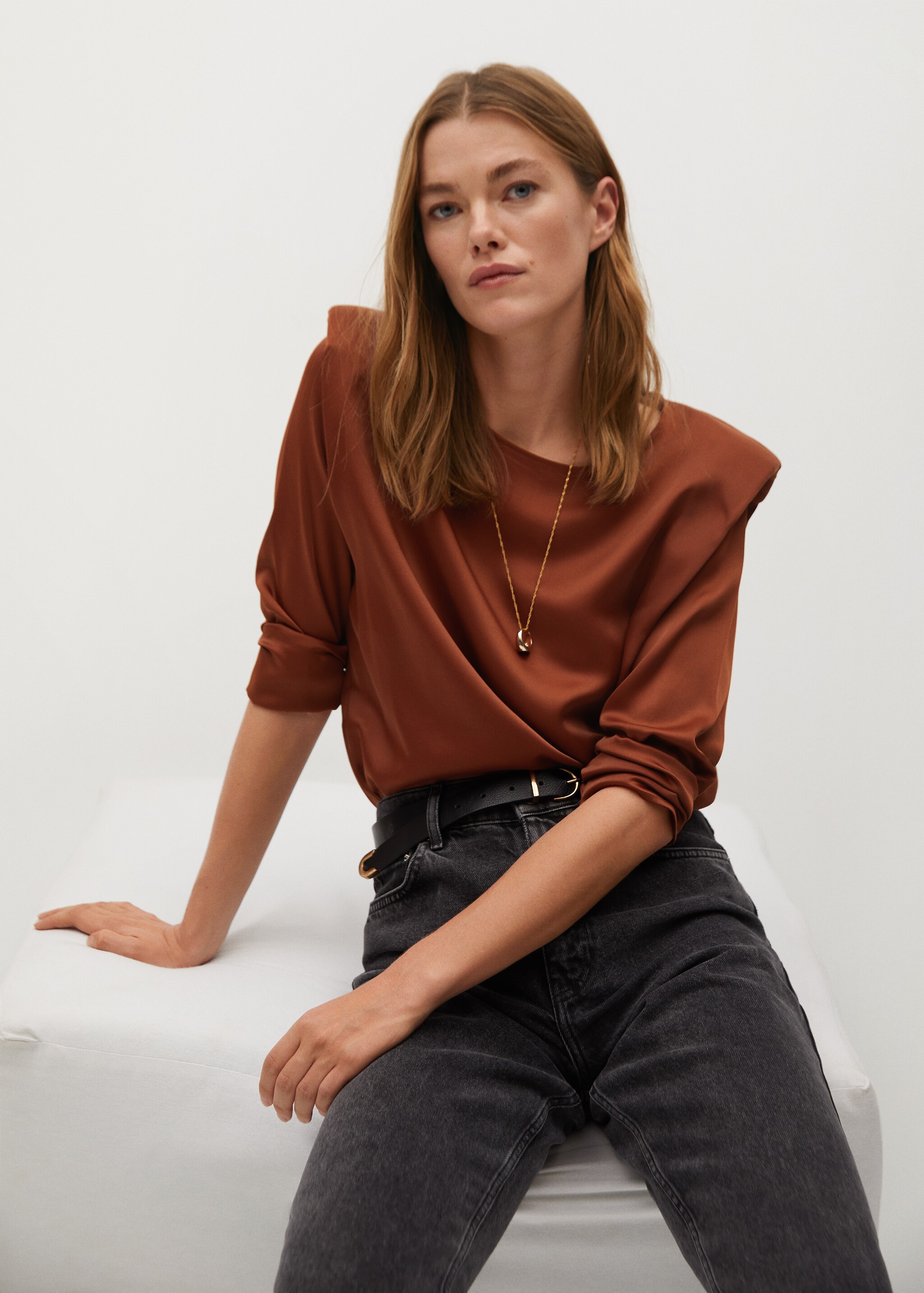 Satin-finish blouse with shoulder pads  - Details of the article 2
