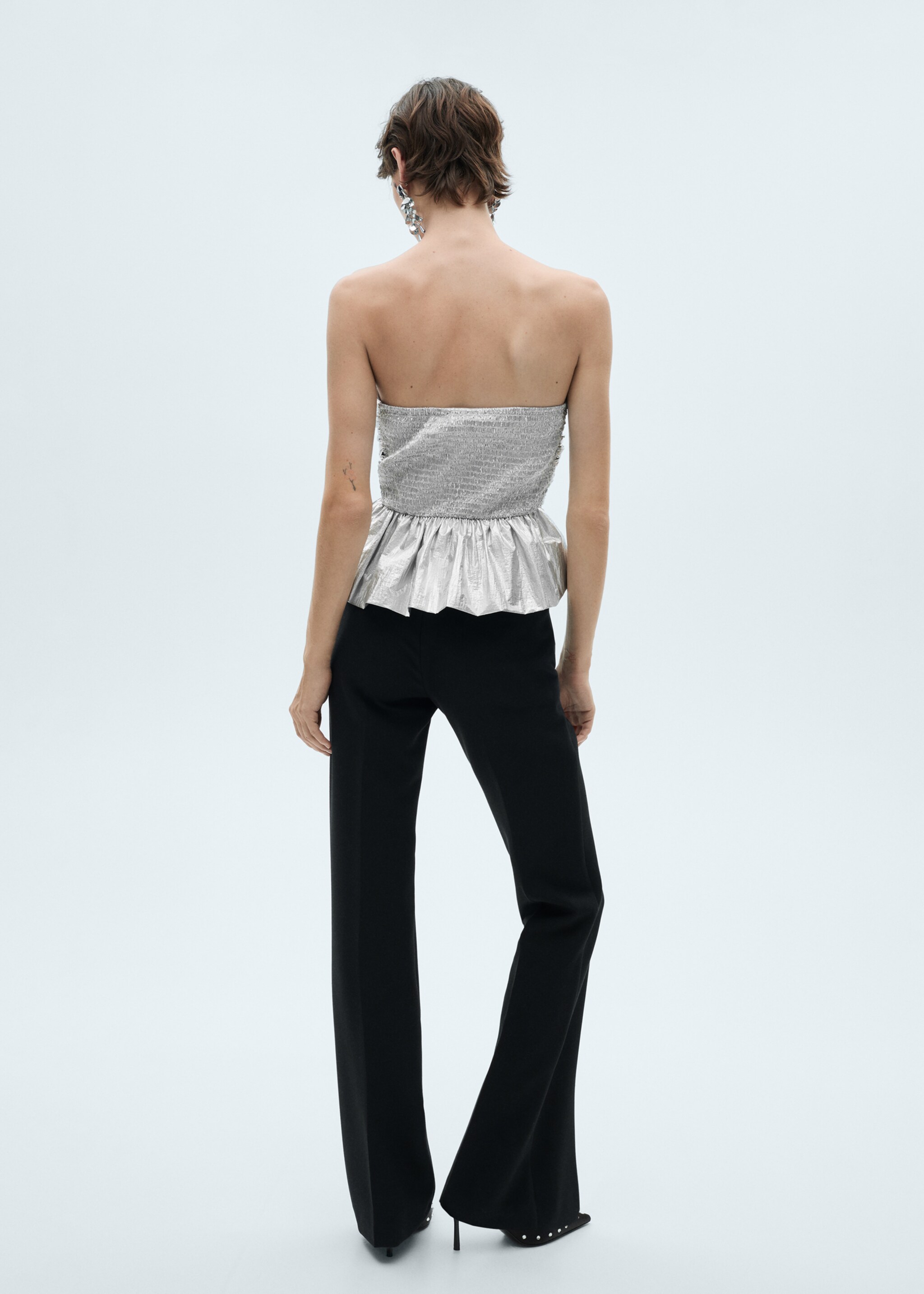 Top metalizado peplum - Reverso del artículo, Plata. Ref: 77089054-00.