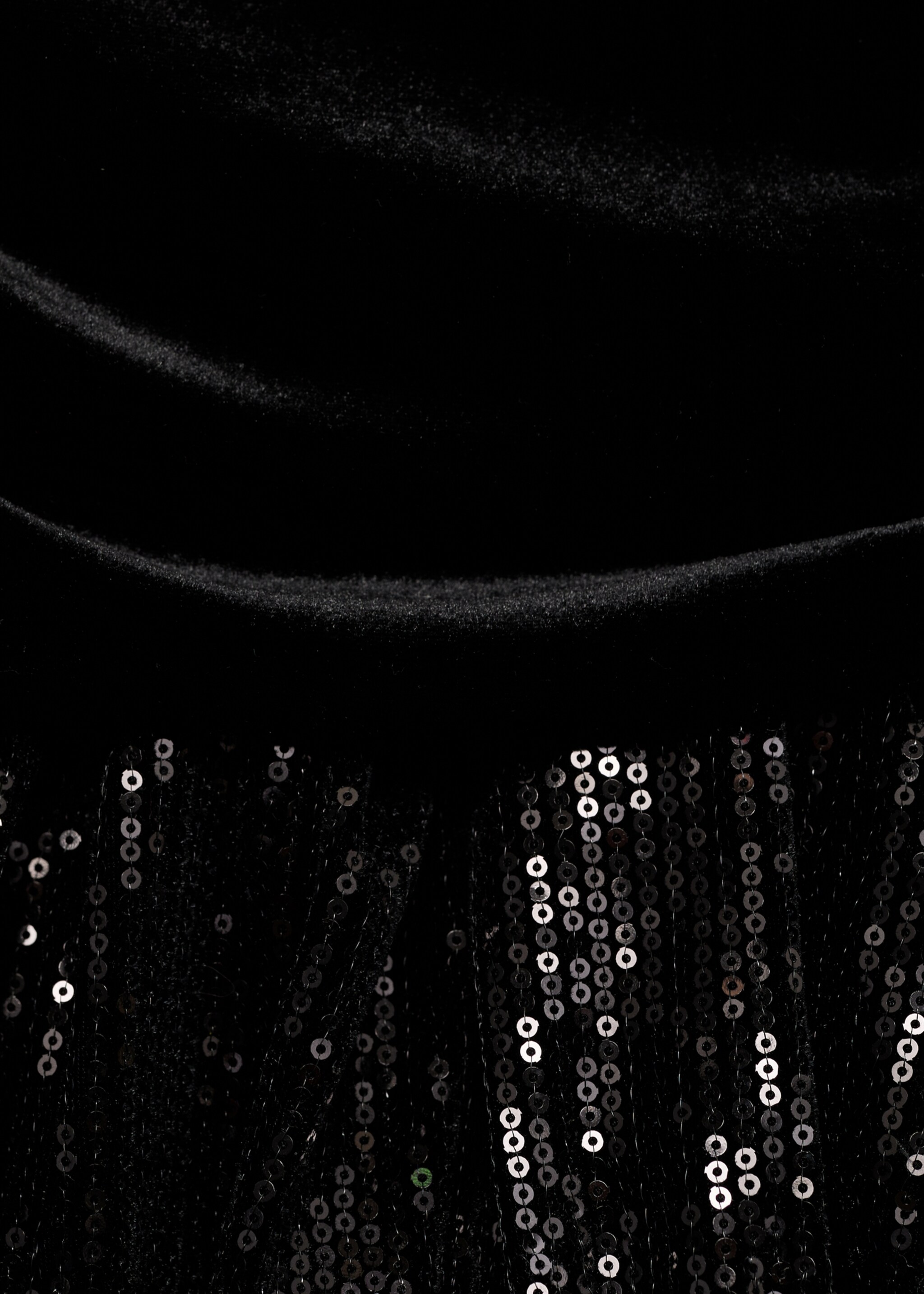 Peplum-Top mit Paillettenbesatz - Detail des Artikels 8, Schwarz. Ref: 77089057-00.