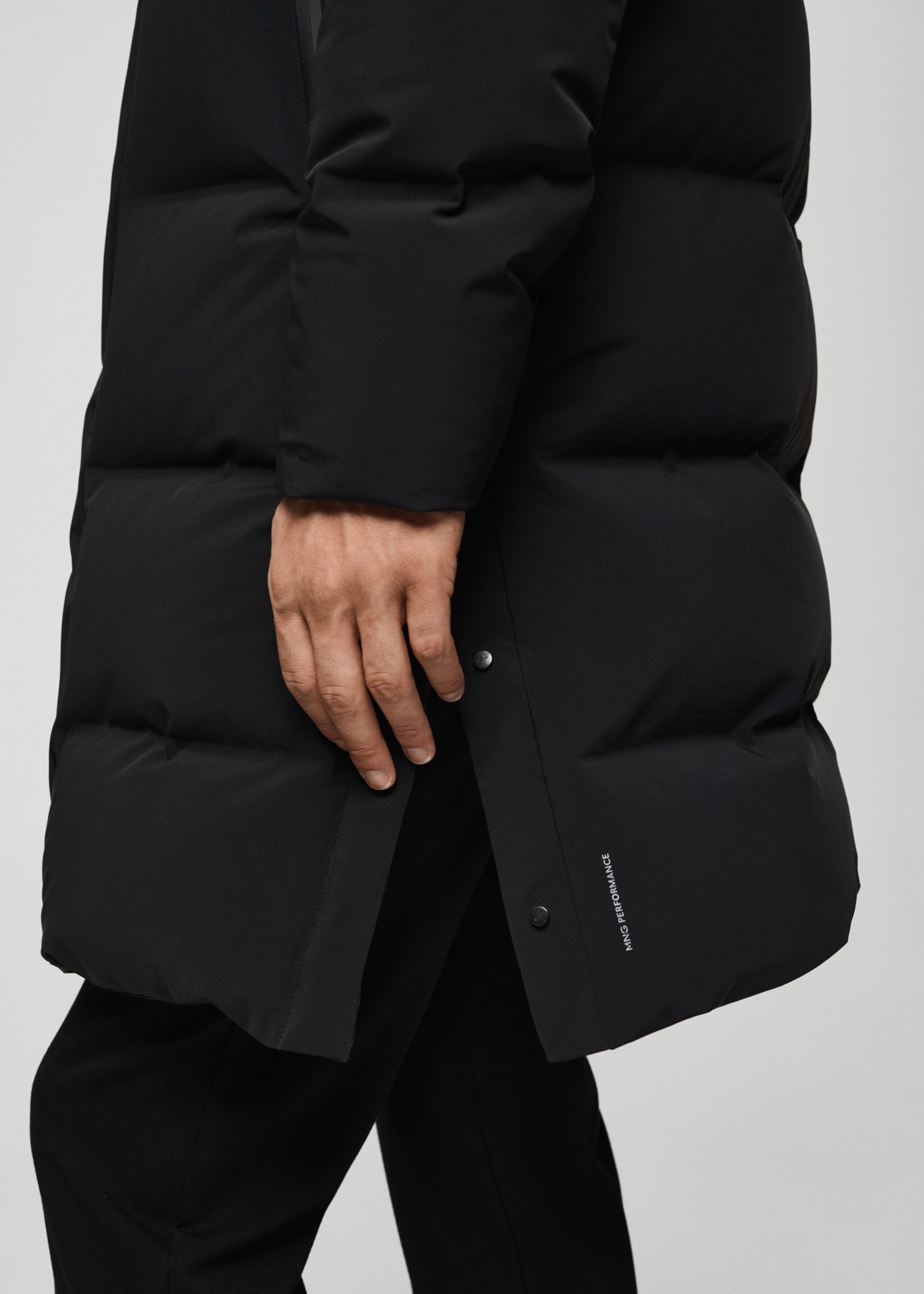 Anorak long imperméable à rembourrage en duvet et plumes - Détail de l'article 4, Noir. Ref: 77089226-00.