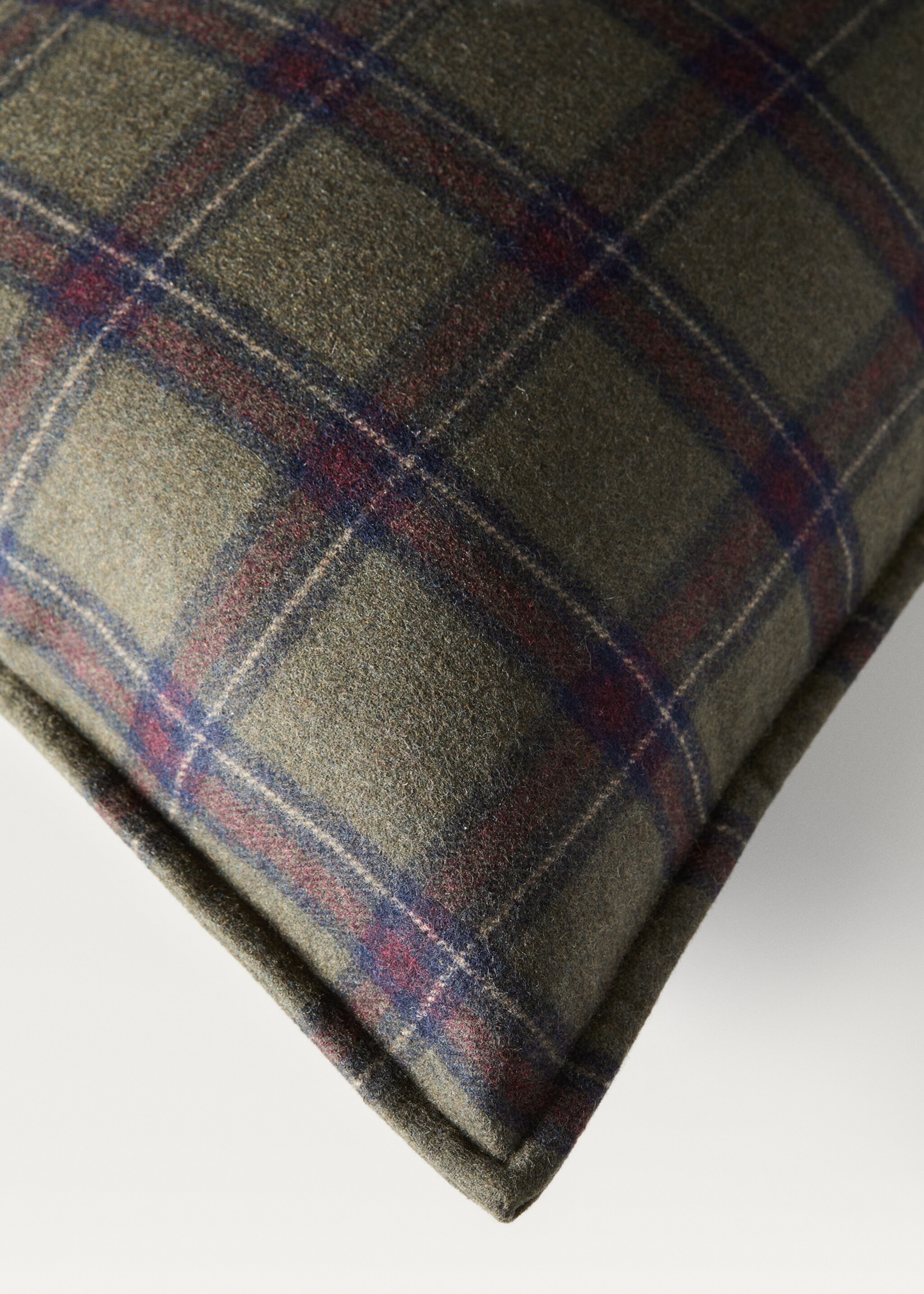 Geruite wollen kussenhoes - Detail van het artikel 3, Groen. Ref: 77089230-00.