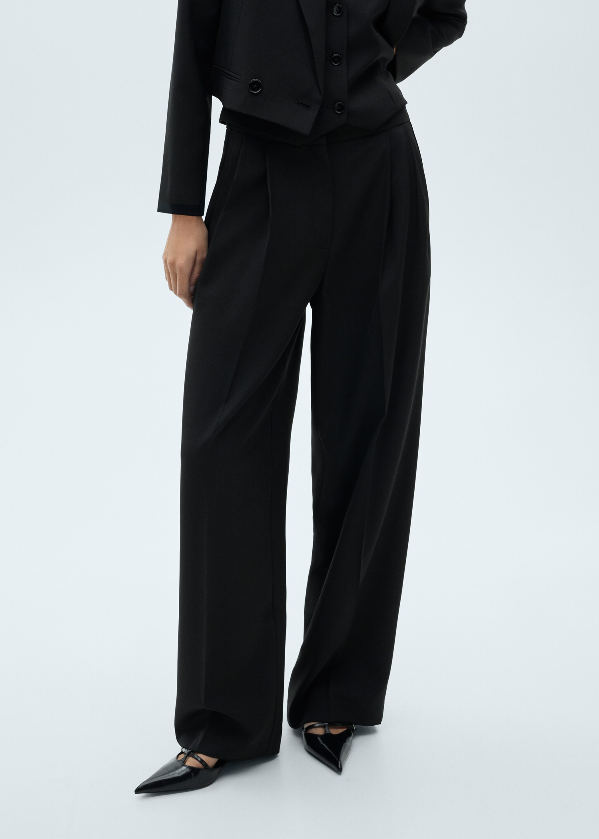 Pantalon de tailleur droit - Plan moyen, Noir. Ref: 77089235-00.