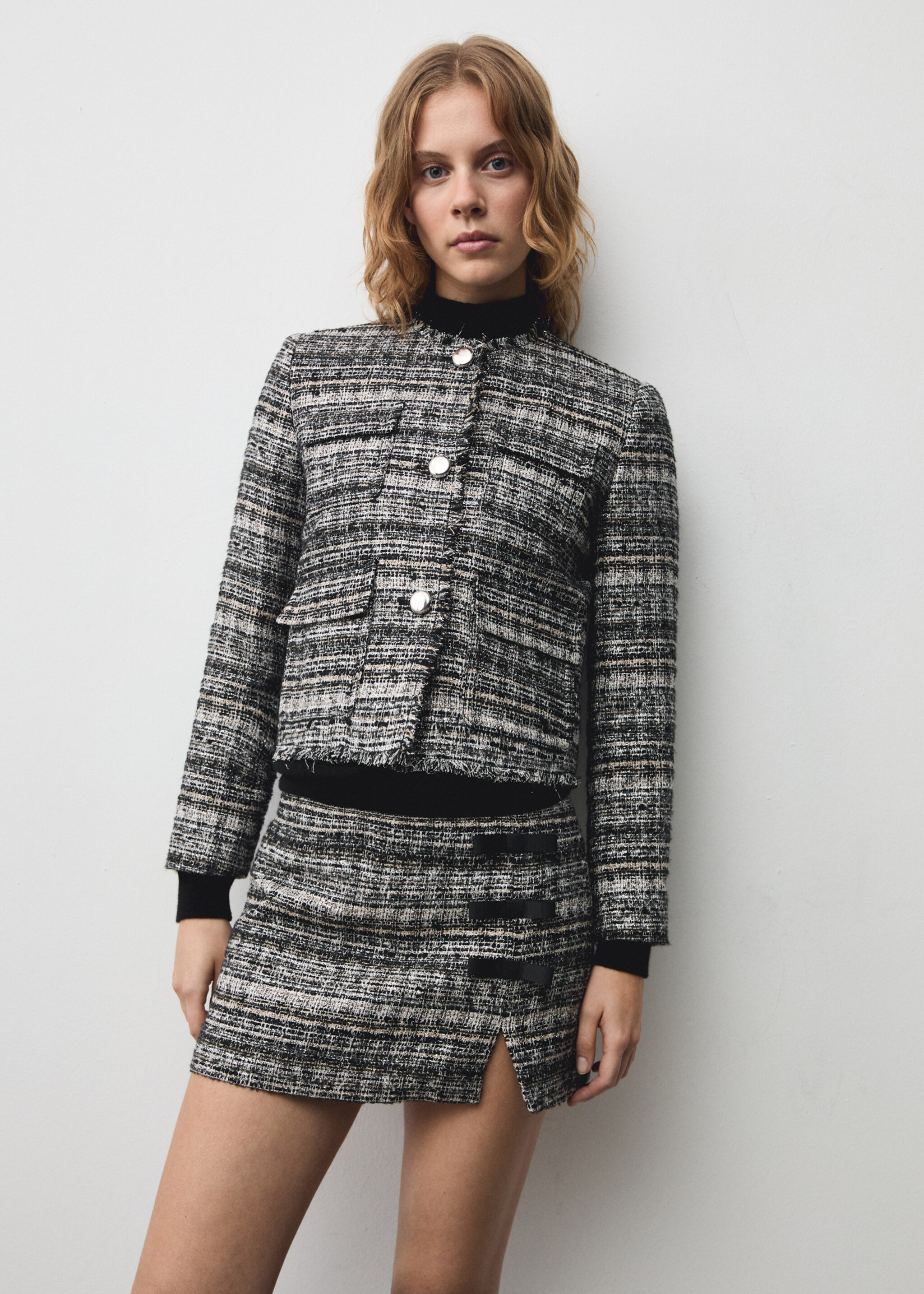 Tweed jacket with metal buttons - Medium plane, Black. Ref: 77089245-00.