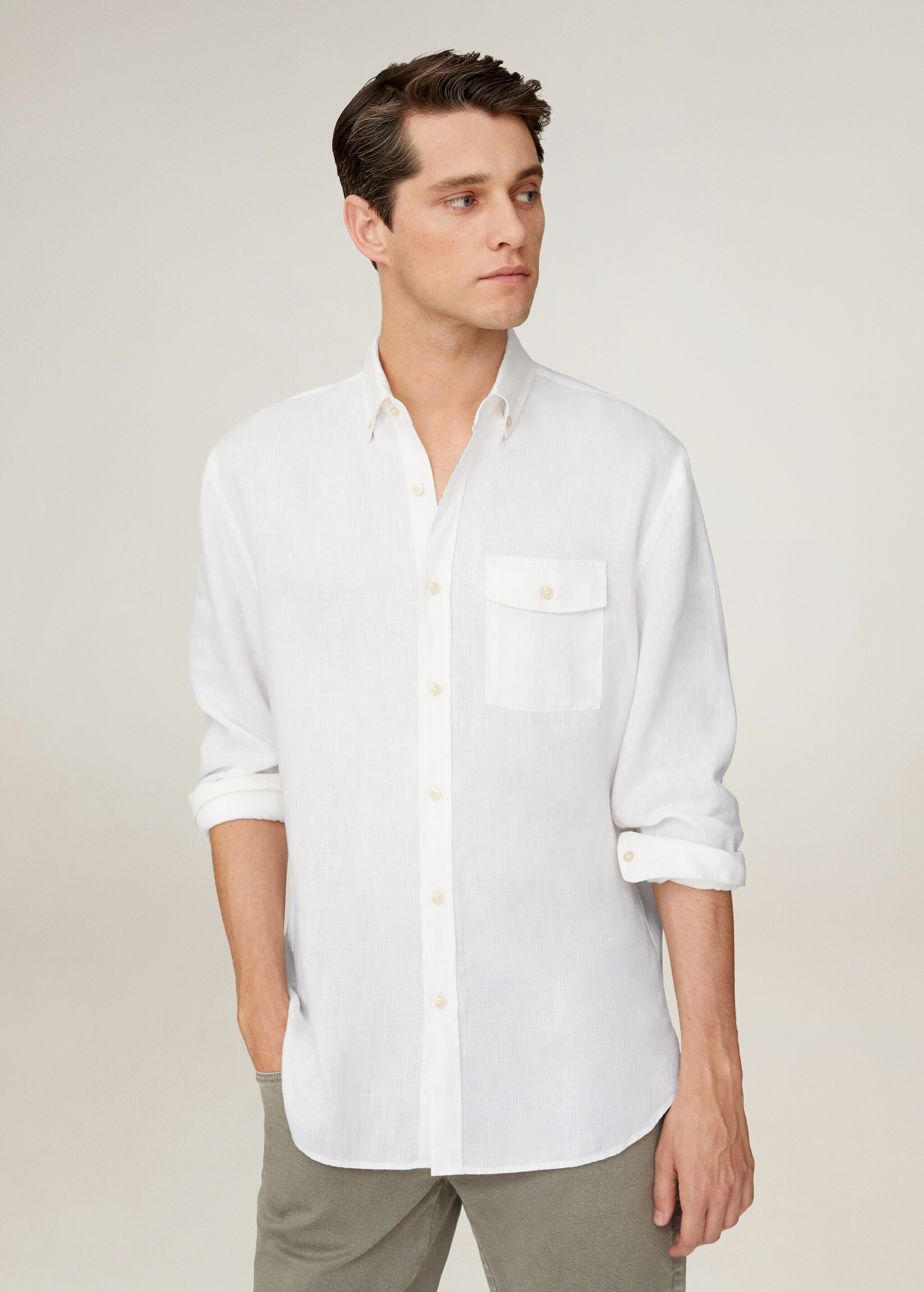 Camisa regular fit 100% lino - Plano medio
