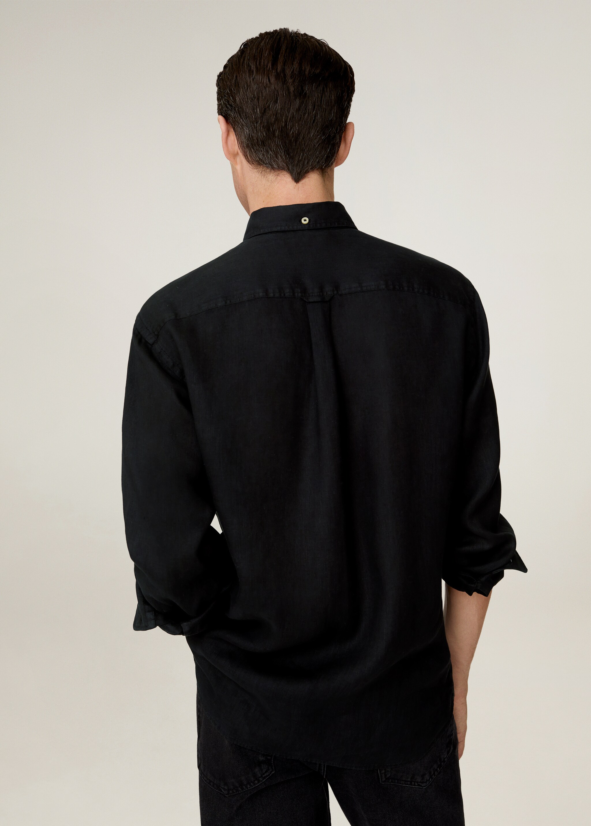 Camisa regular fit 100% lino - Reverso del artículo