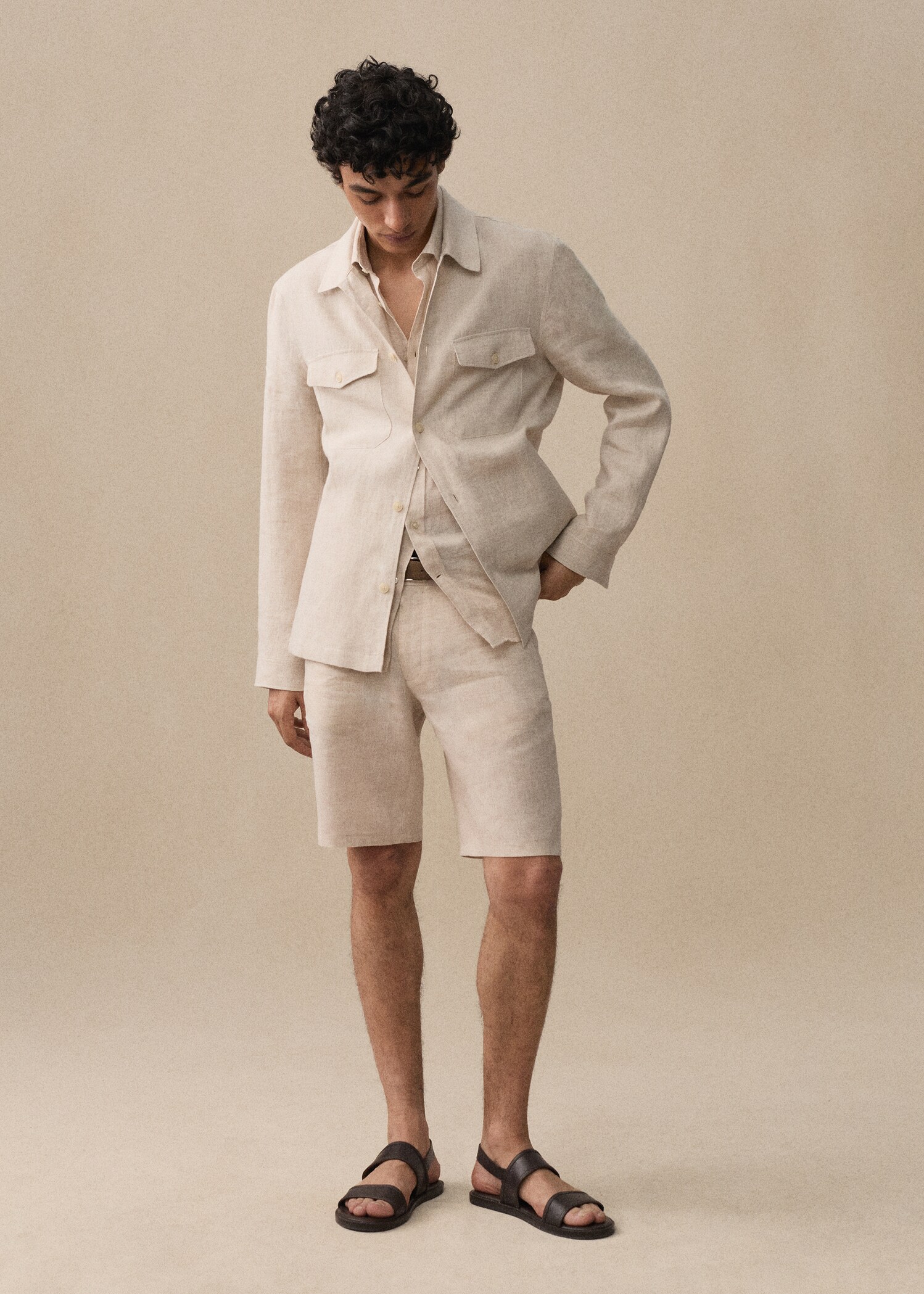 Slim-Fit-Bermudashorts aus 100 % Leinen - Detail des Artikels 3