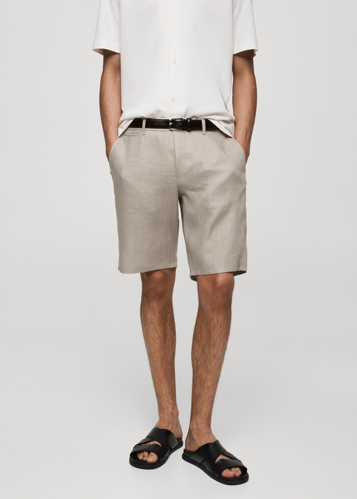 Bermuda slim-fit 100 % lin - Plan moyen