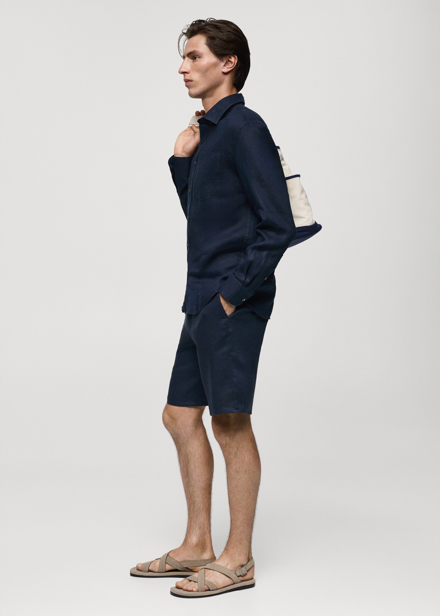Bermuda slim-fit 100 % lin - Détail de l'article 2