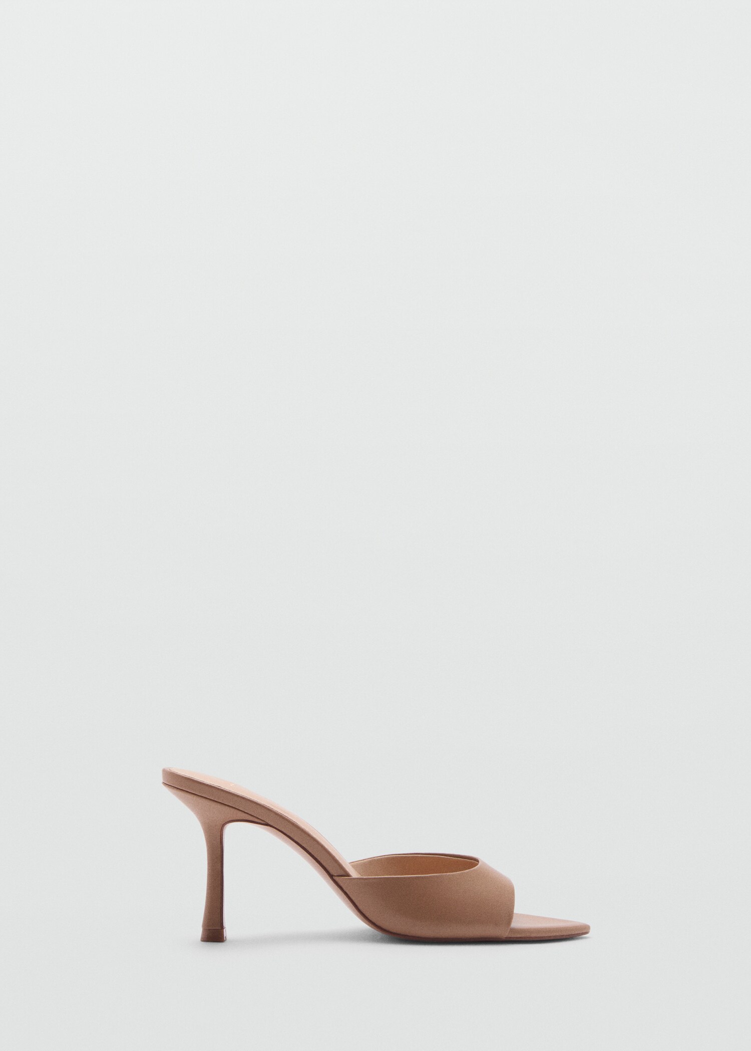 Heel non-structured sandals - Article without model