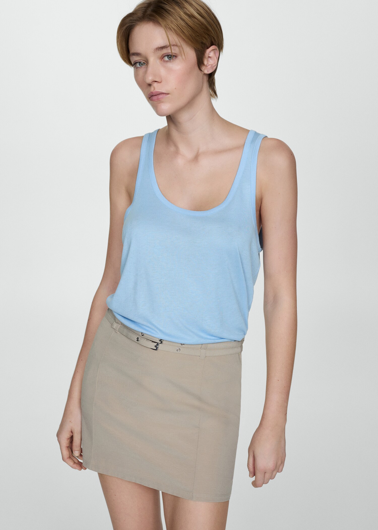 Knit strap top - Medium plane
