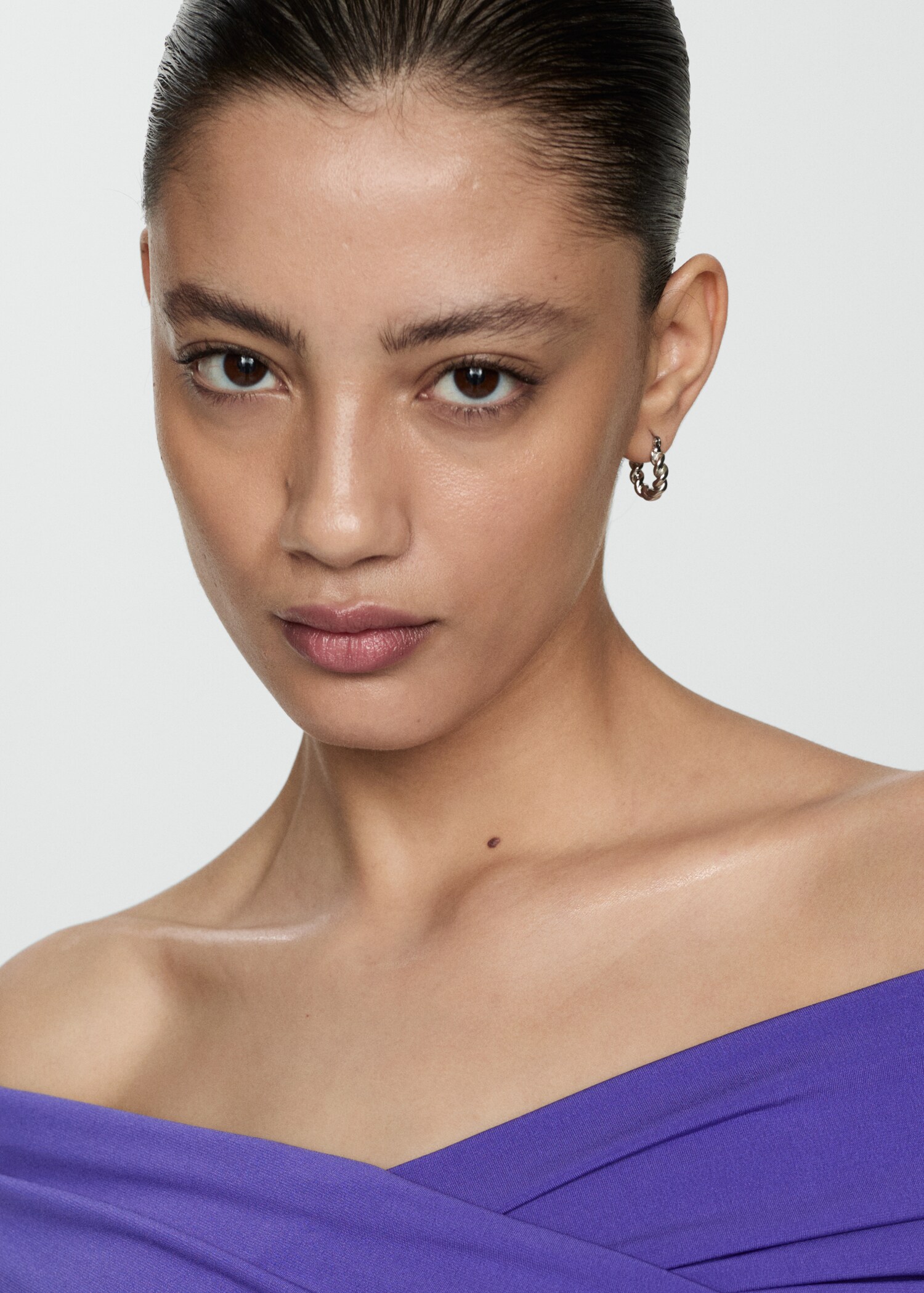 Off shoulder-klänning - Detaljer om artikeln 1