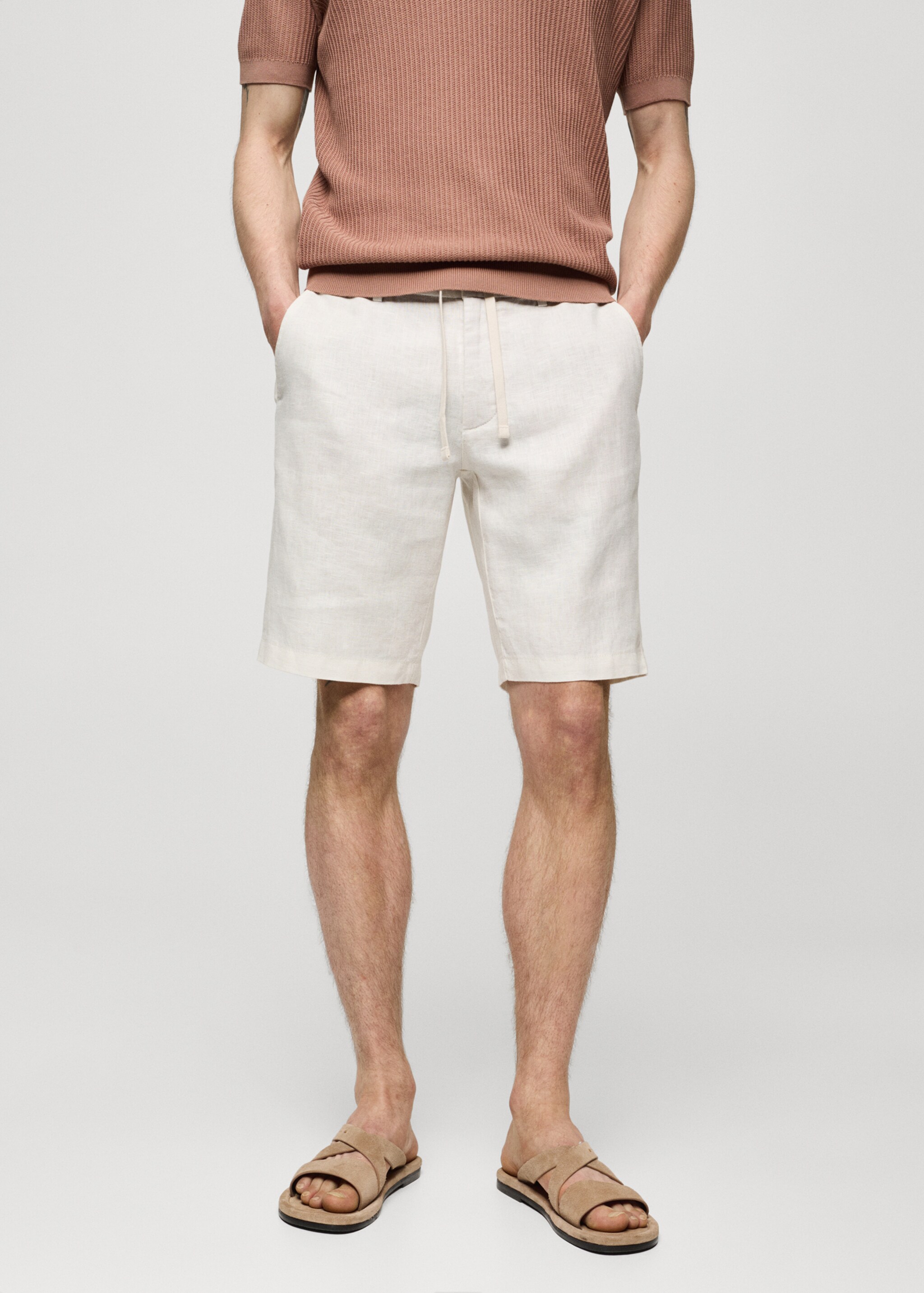 Bermudashorts aus 100 % Leinen mit Kordel - Mittlere Ansicht, Cremeweiß. Ref: 77090561-00.