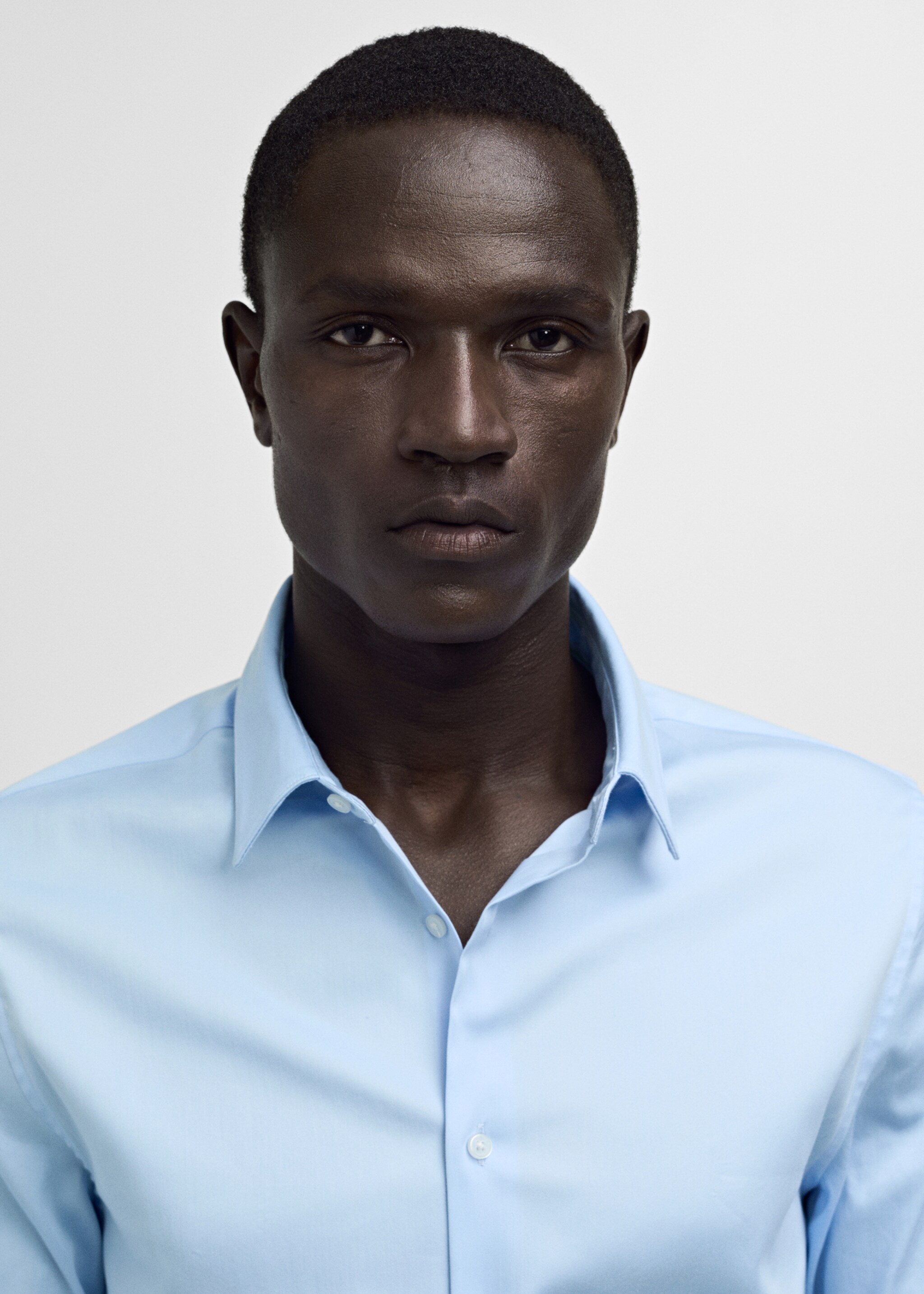 Πουκάμισο κοστουμιού super slim fit ποπλίνα - Λεπτομέρεια του προϊόντος 1, Γαλάζιο. Ref: 77090568-00.