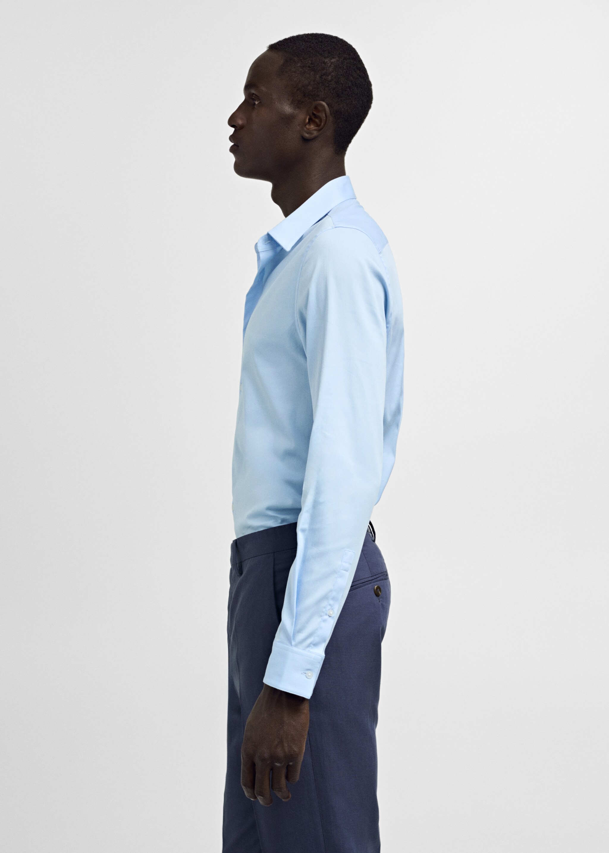 Πουκάμισο κοστουμιού super slim fit ποπλίνα - Λεπτομέρεια του προϊόντος 2, Γαλάζιο. Ref: 77090568-00.