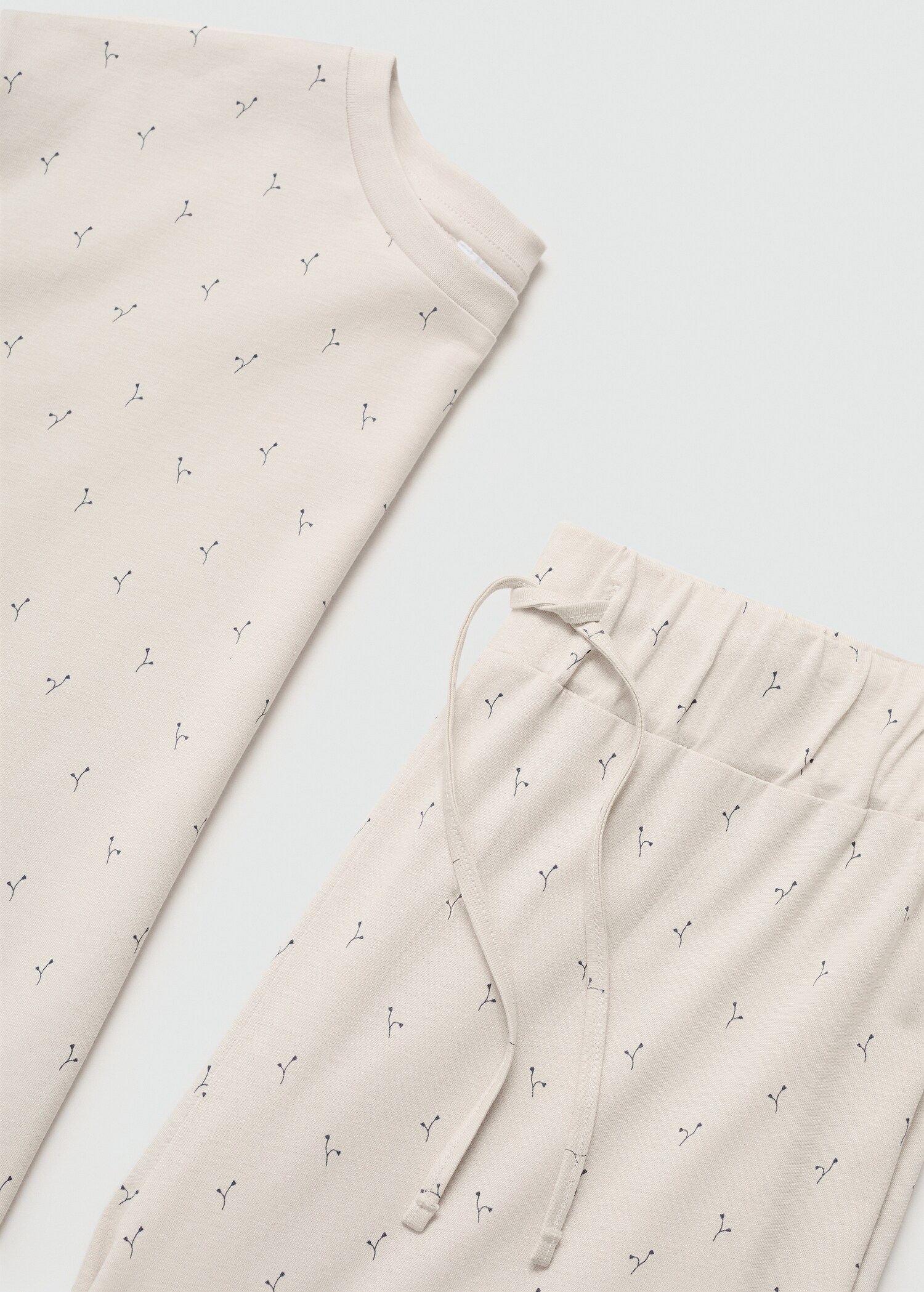 Two-piece cotton pyjamas - Details of the article 8