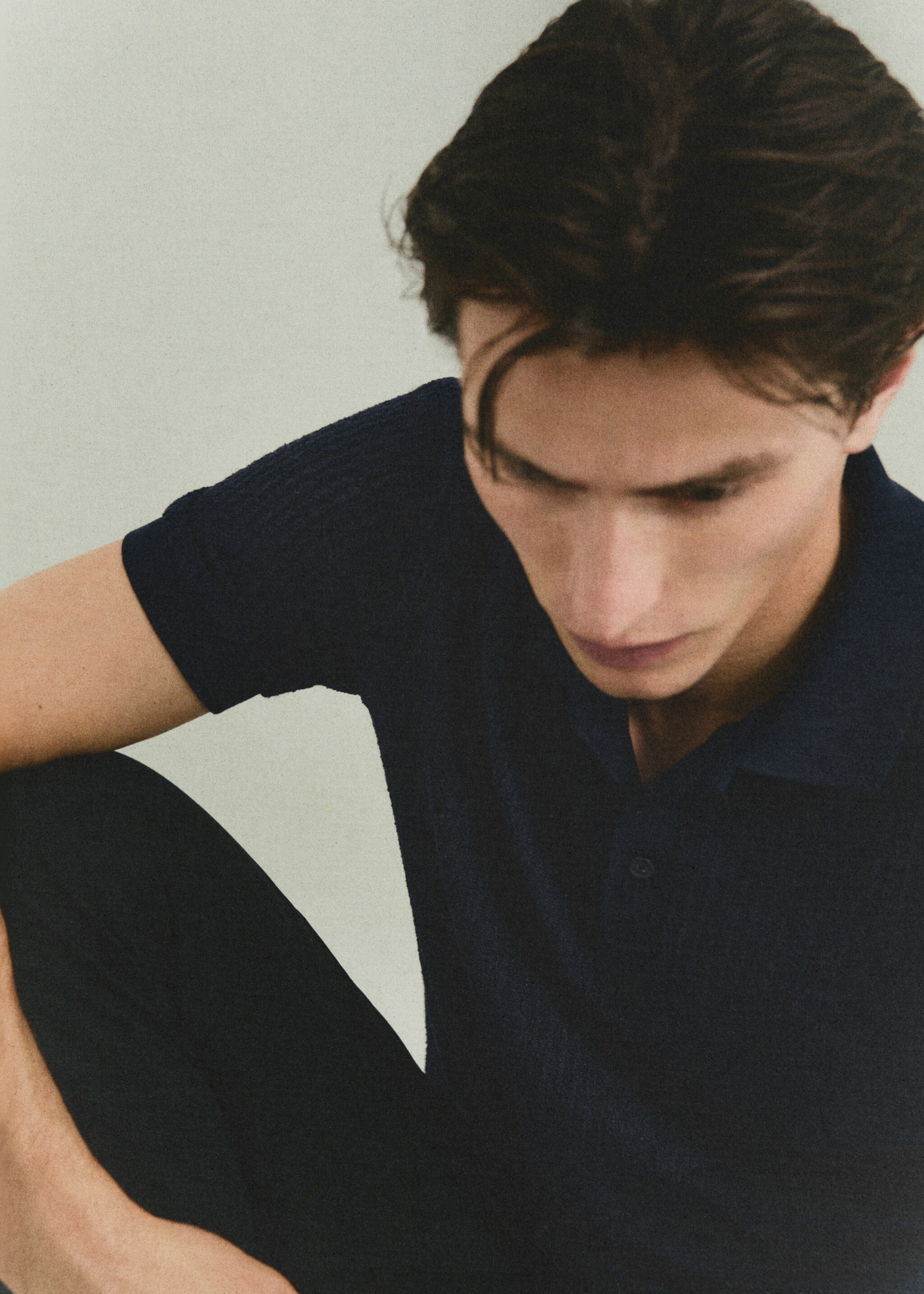 Regular-Fit-Poloshirt mit Lochmuster - Detail des Artikels 3