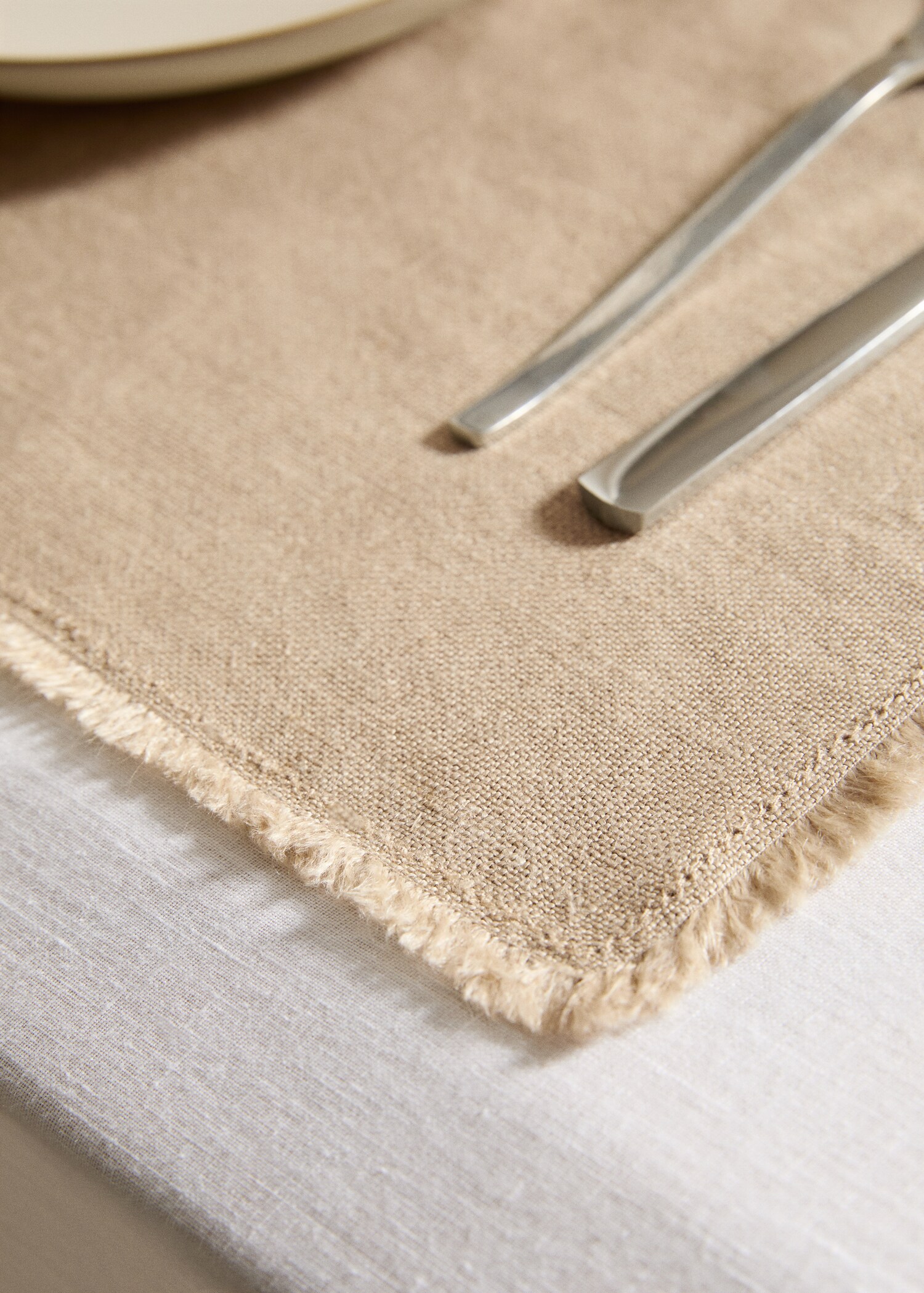 100% linen fringed placemat - Details of the article 8