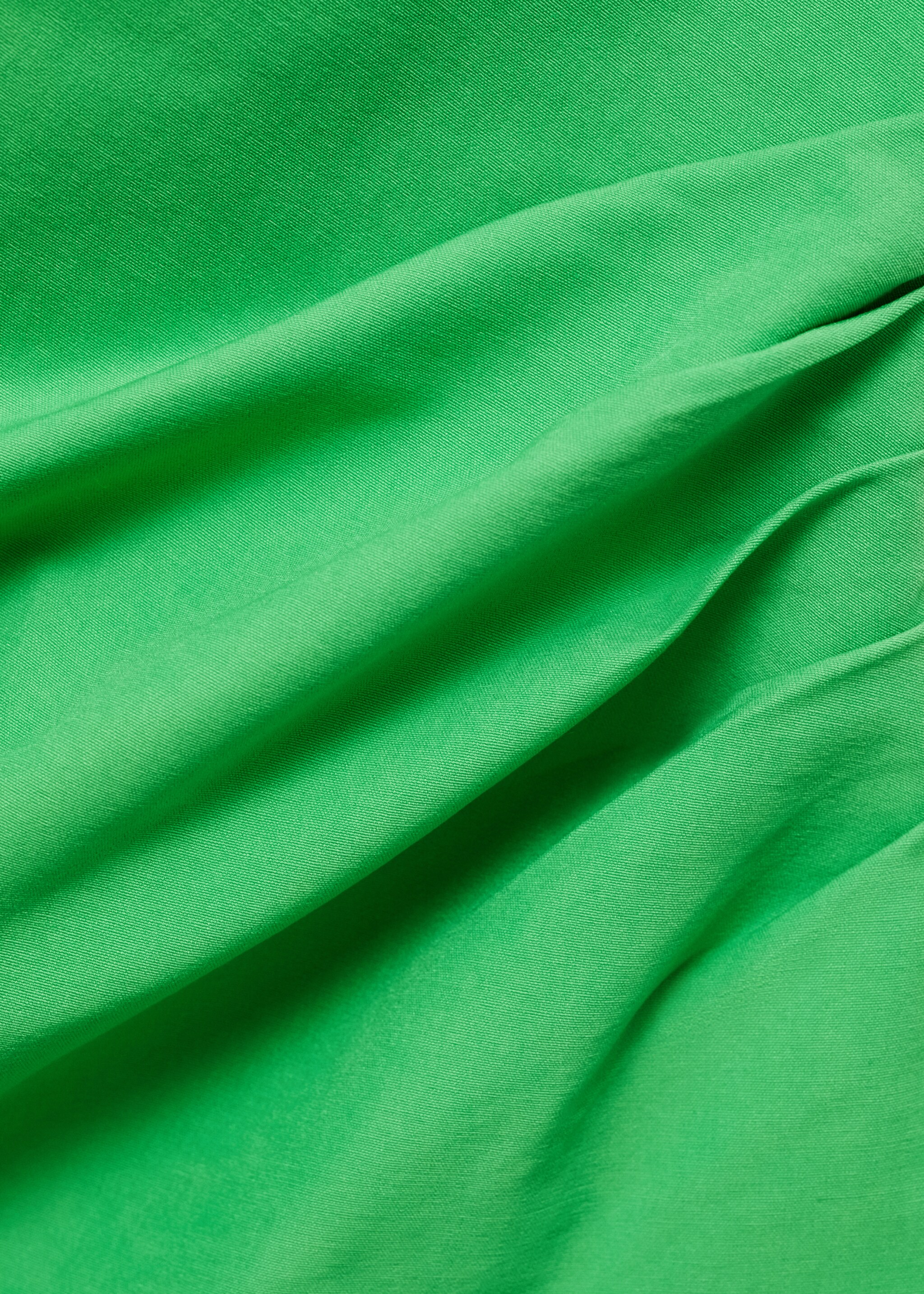 Asymmetric design top - Details of the article 8