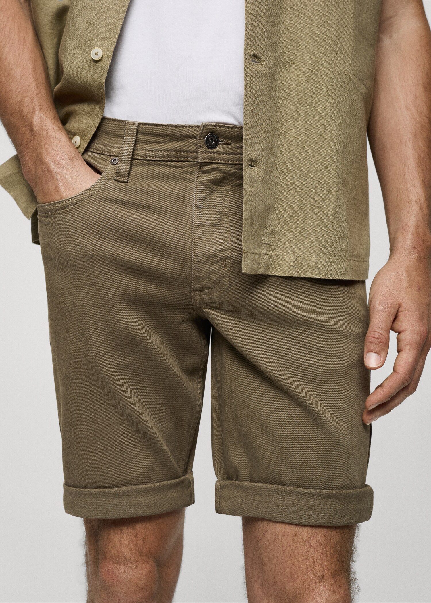 Slim-fit denim bermuda shorts - Details of the article 1